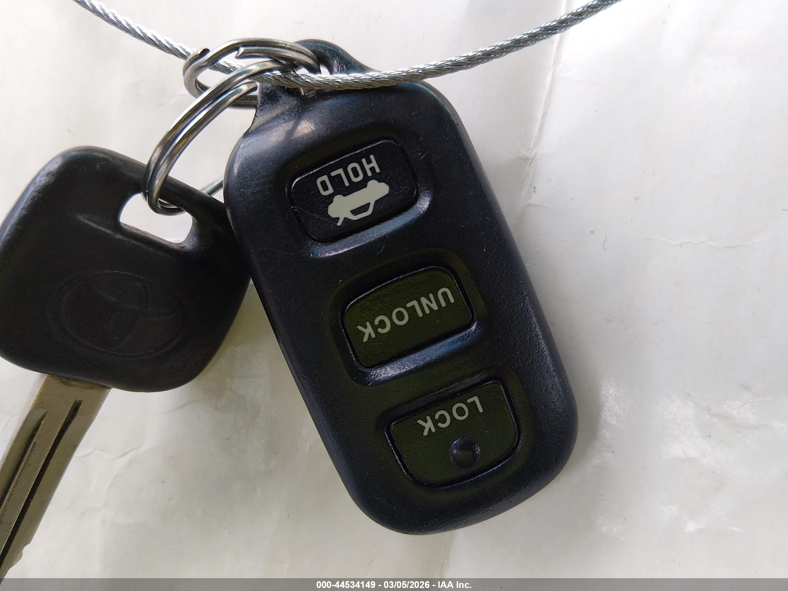 TOYOTA CAMRY image 11