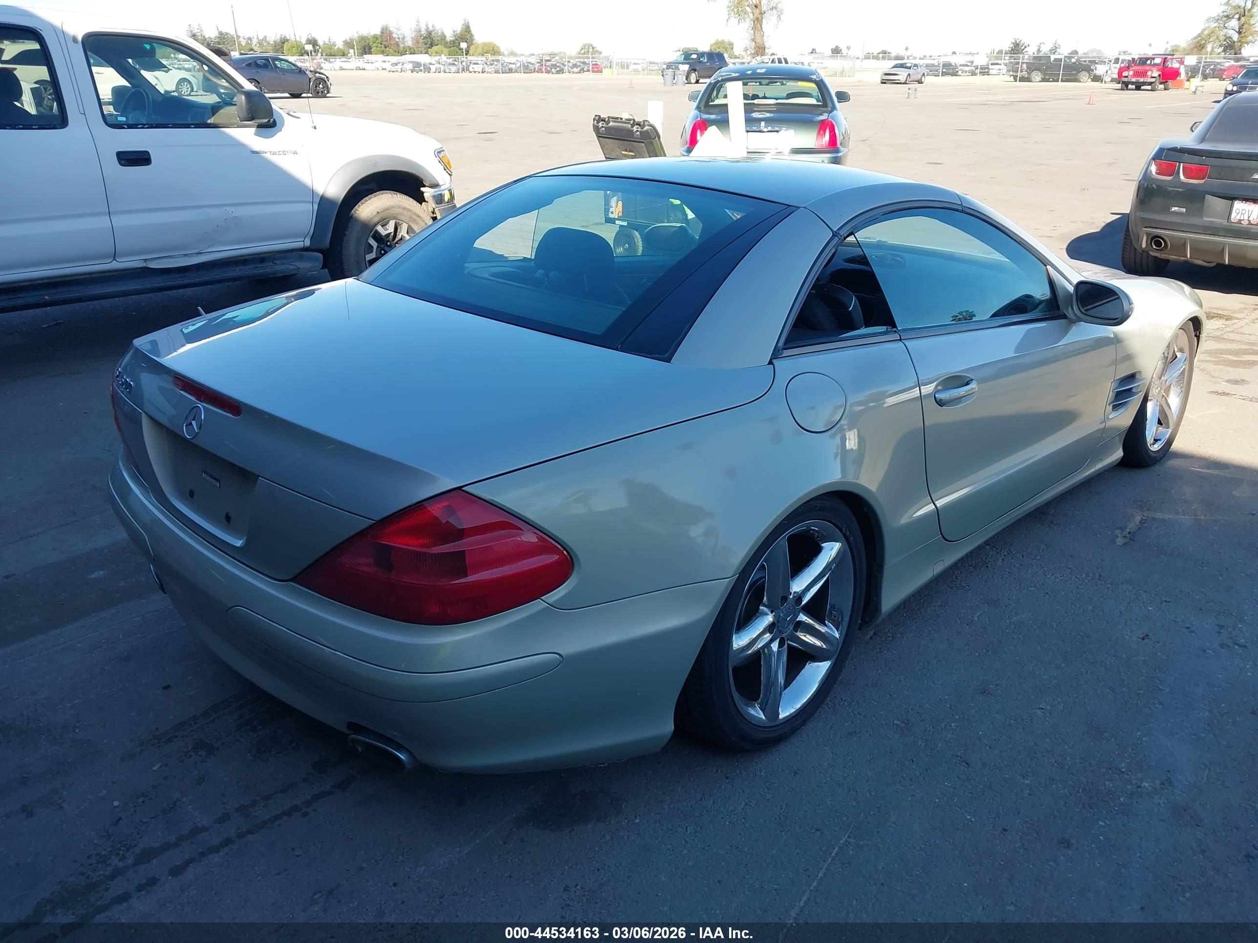 MERCEDES-BENZ SL image 4