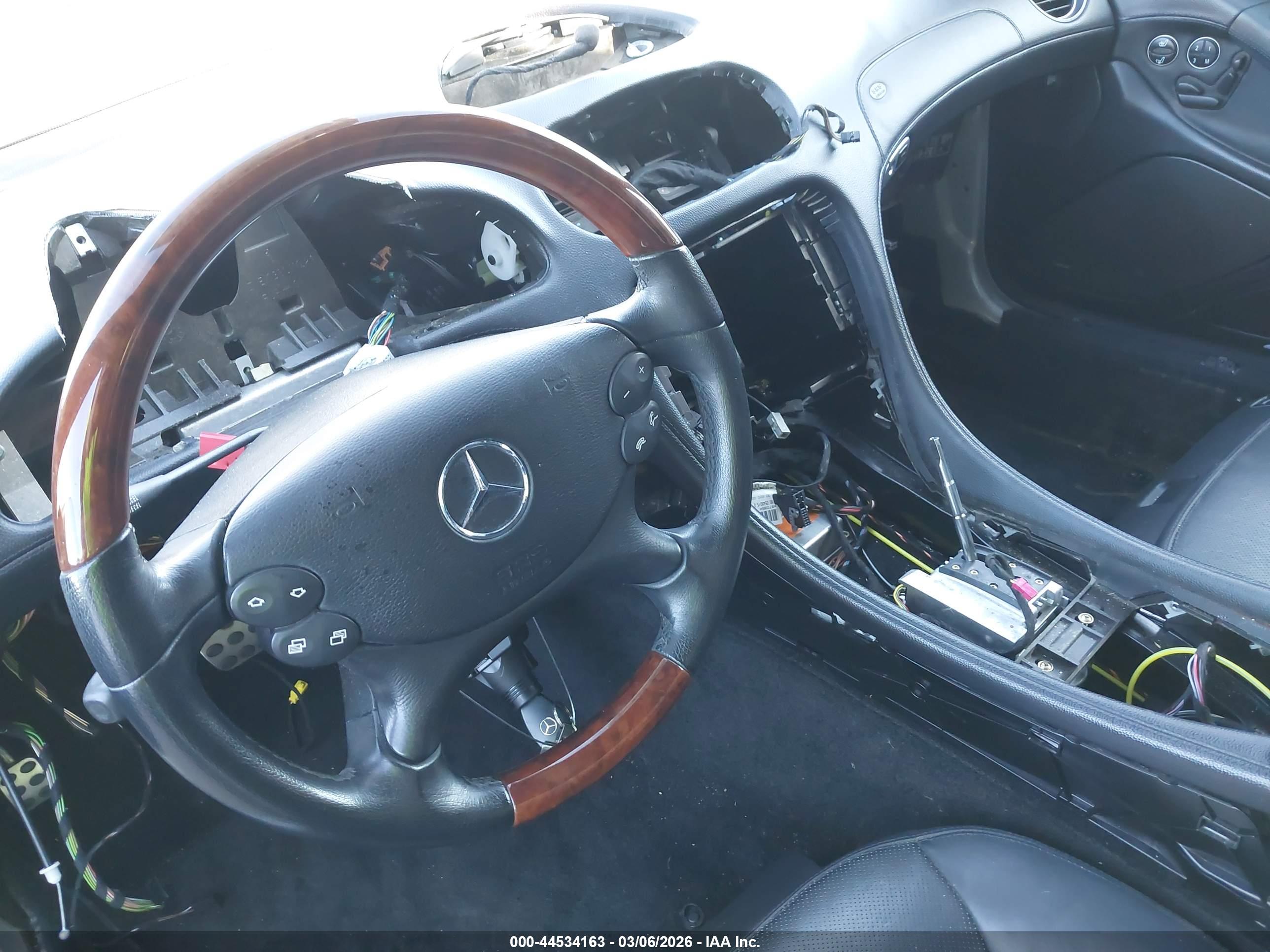 MERCEDES-BENZ SL image 6