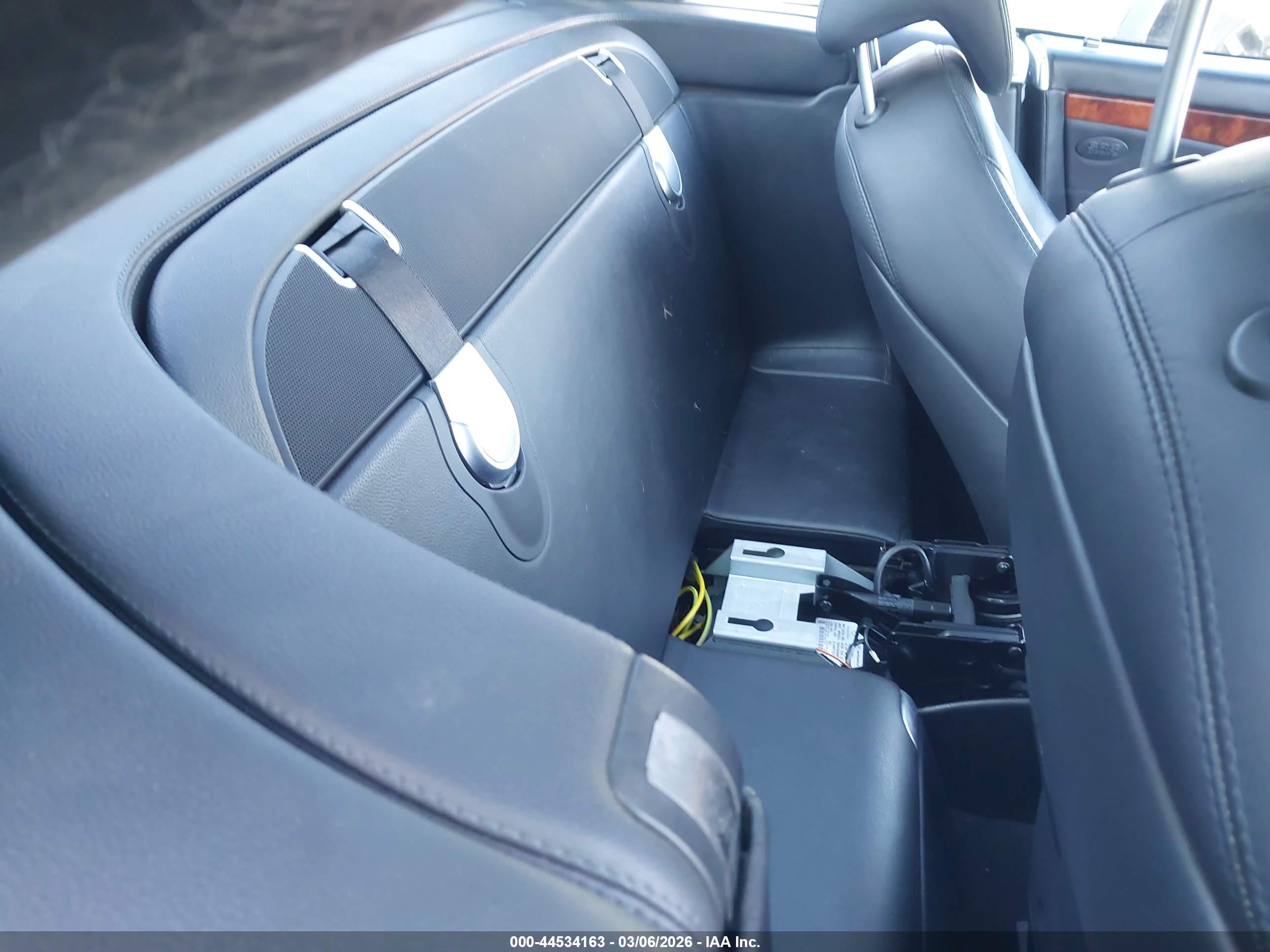 MERCEDES-BENZ SL image 8
