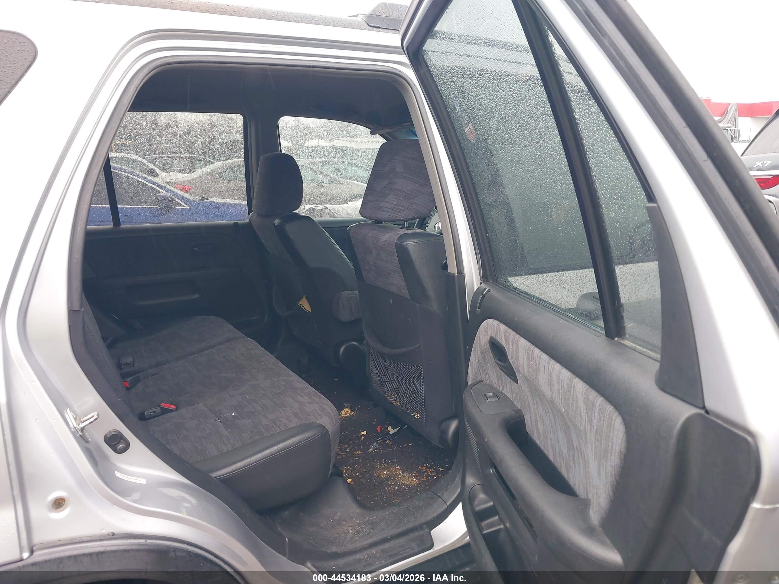 HONDA CR-V image 8