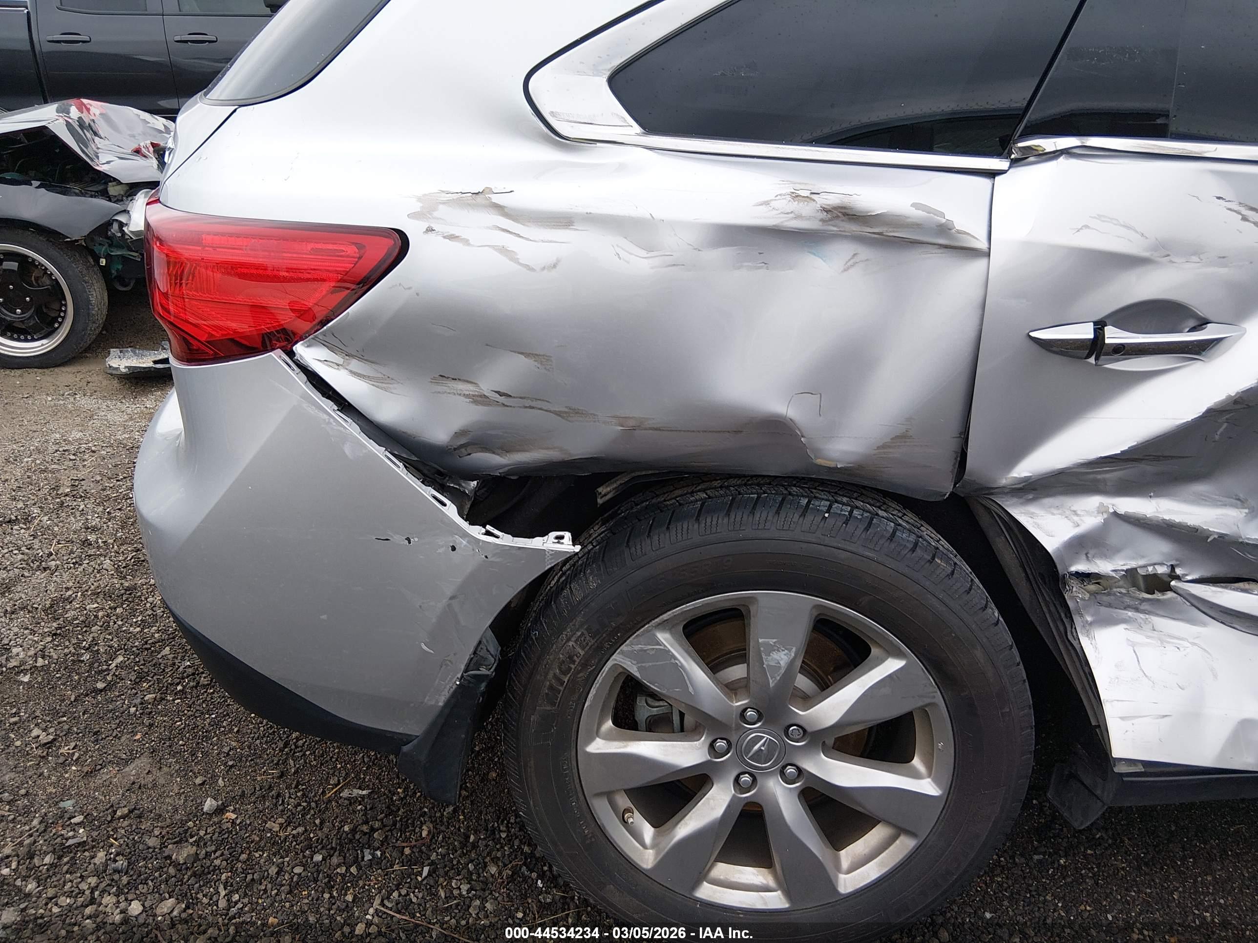 ACURA MDX image 6