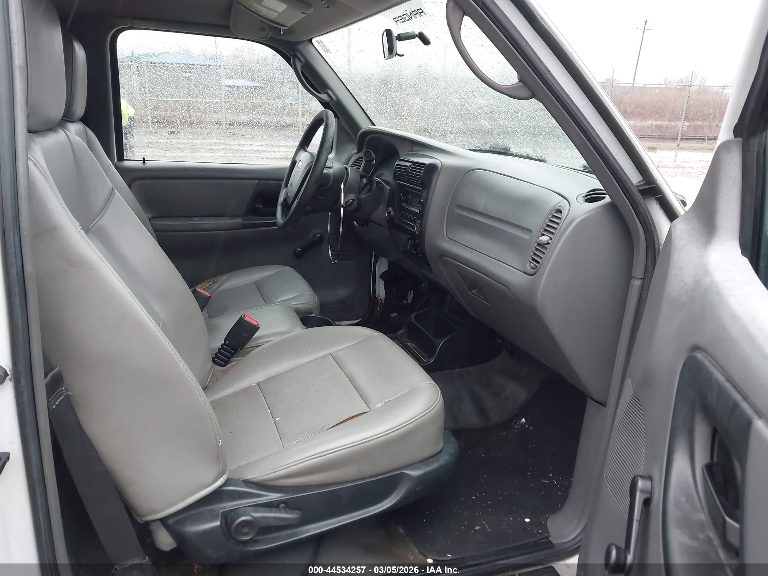 FORD RANGER image 5