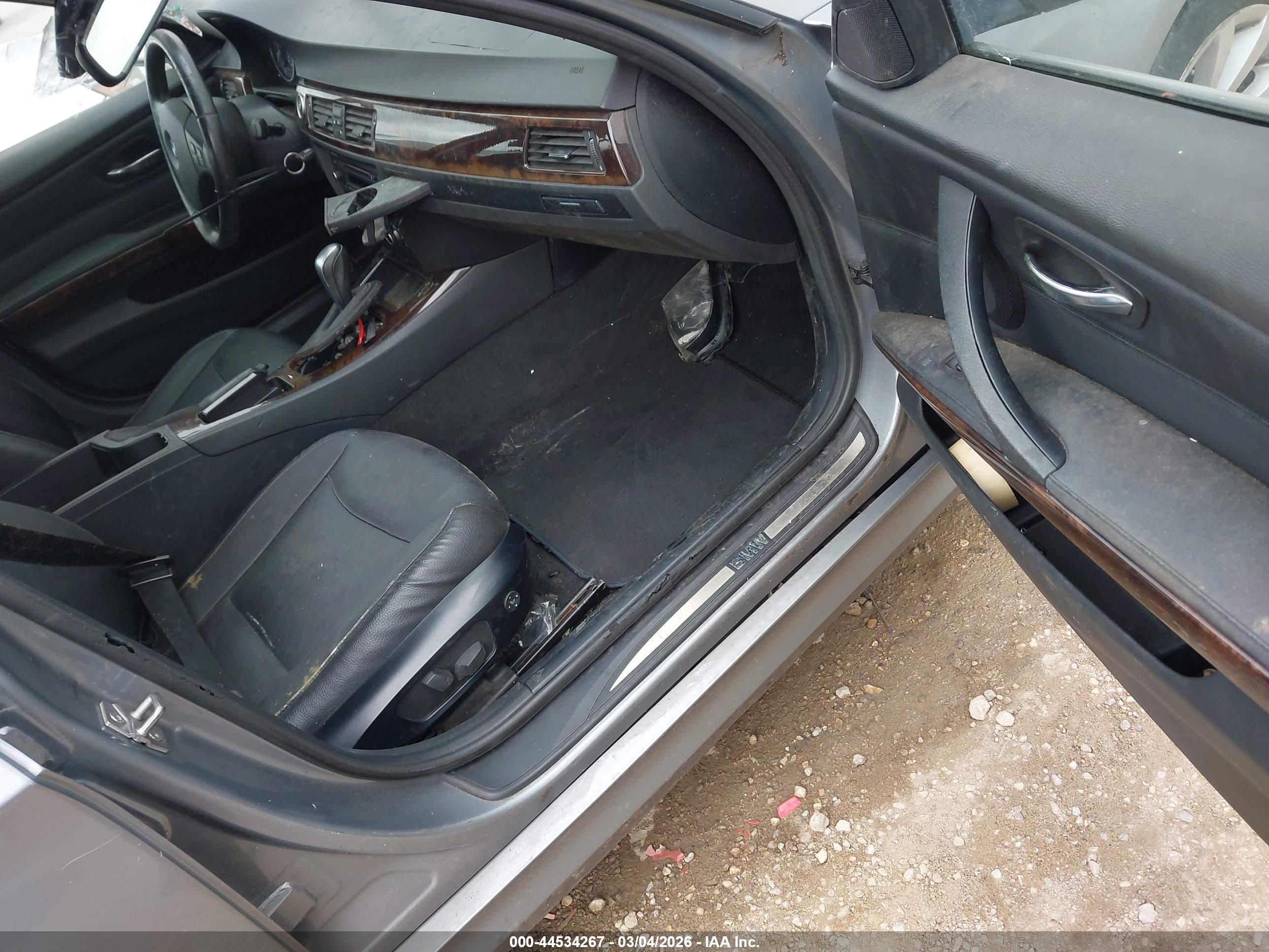 BMW 328I image 5