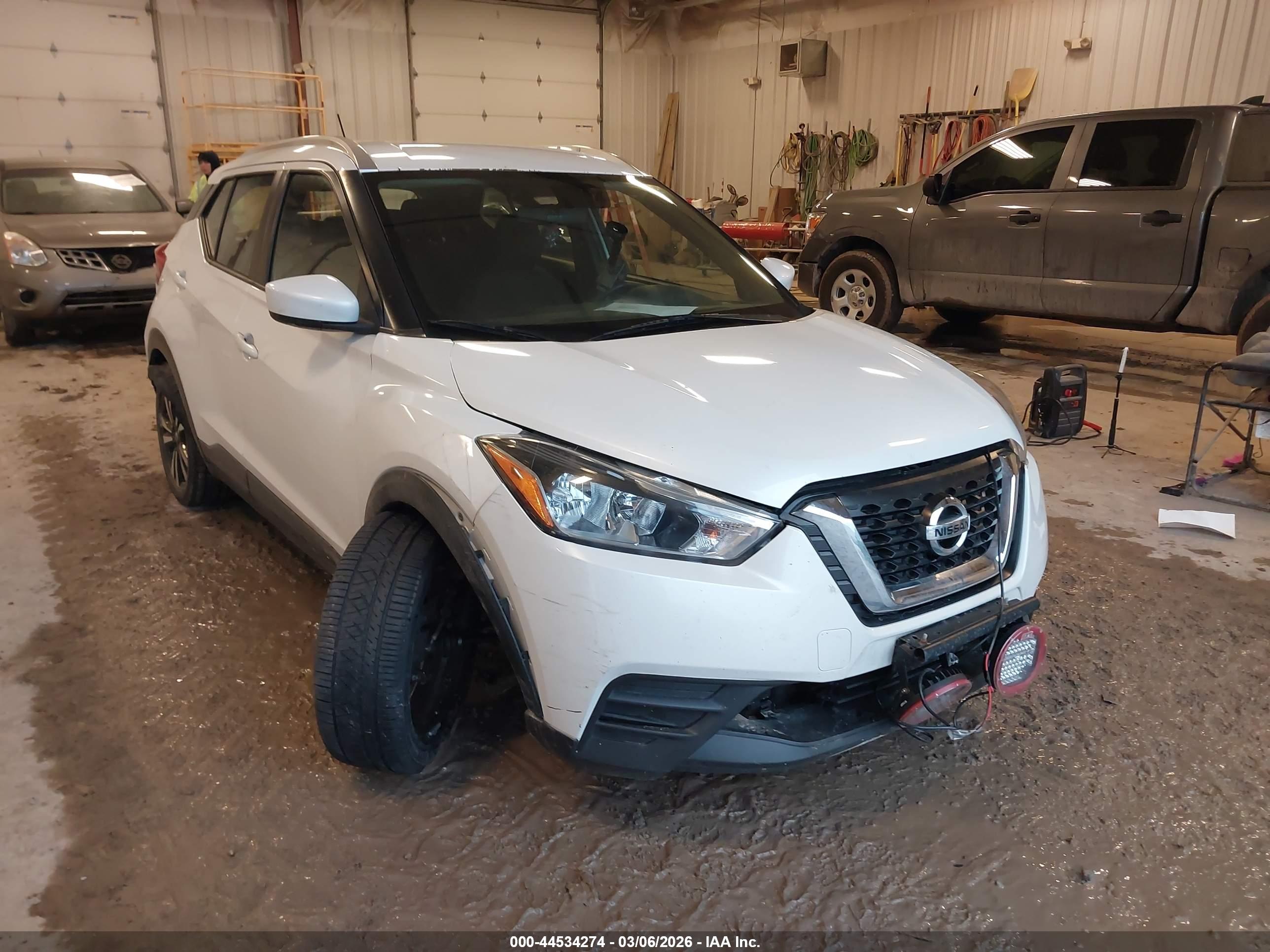 NISSAN KICKS image 6
