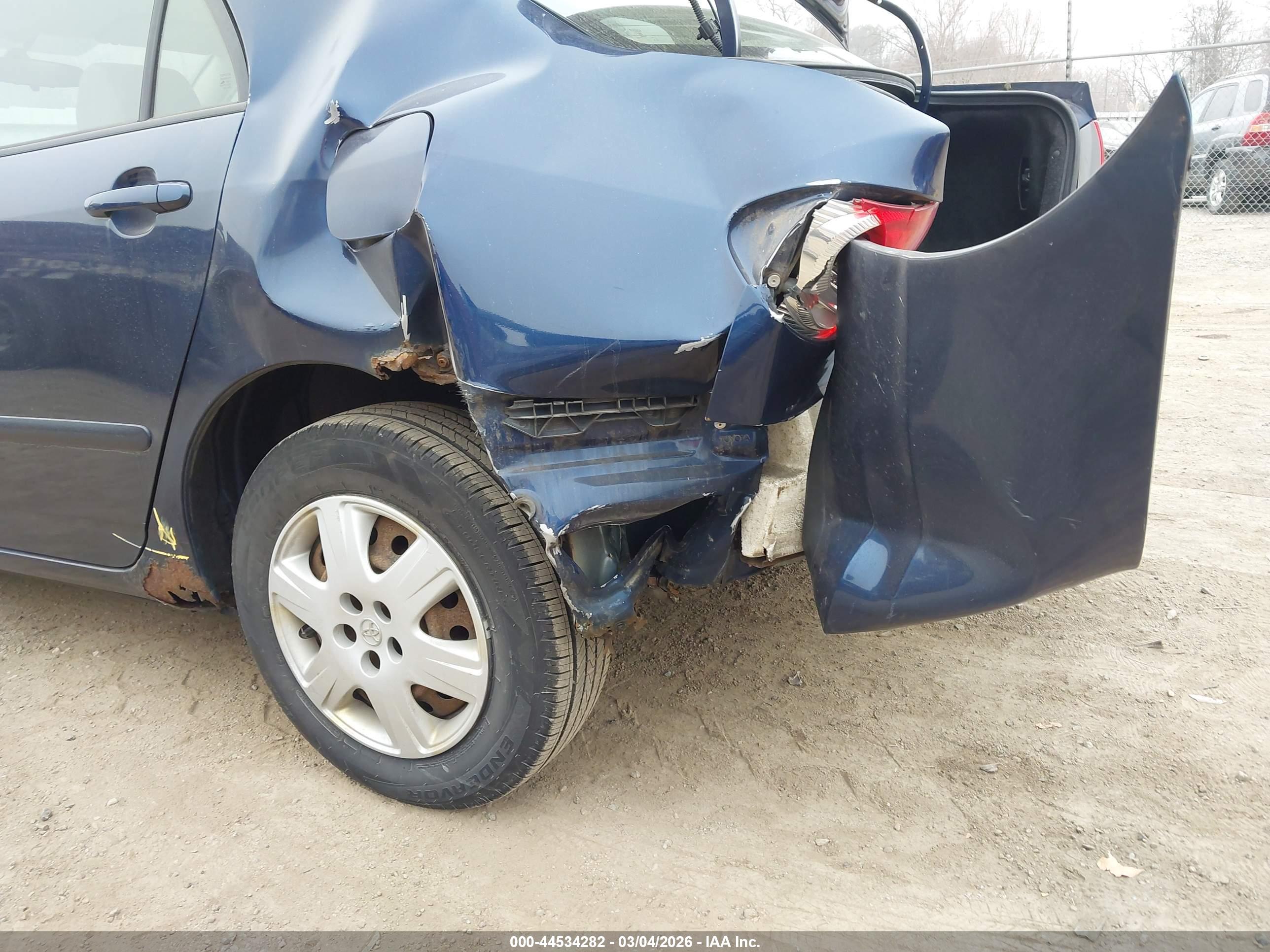 TOYOTA COROLLA image 6