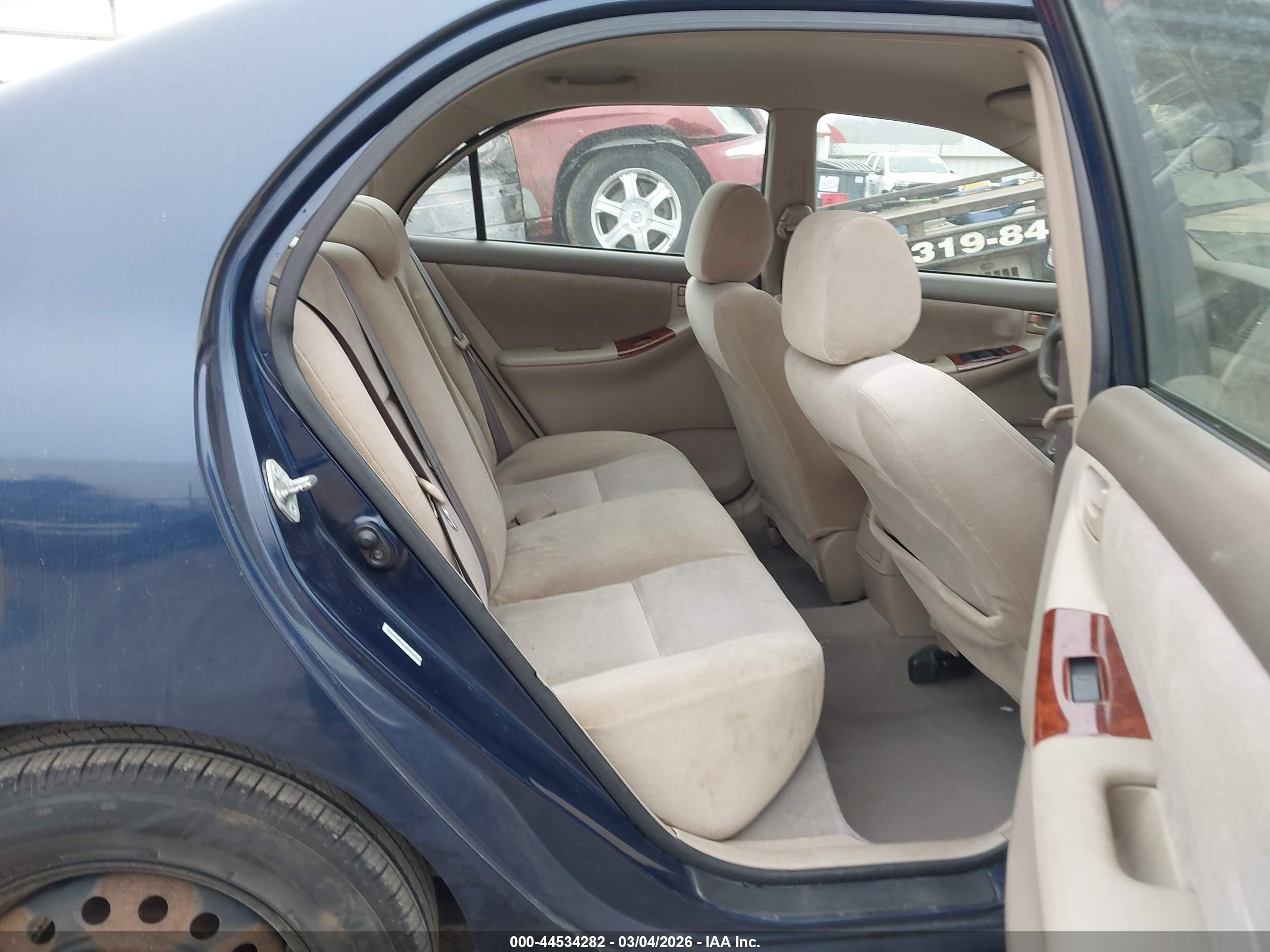 TOYOTA COROLLA image 8