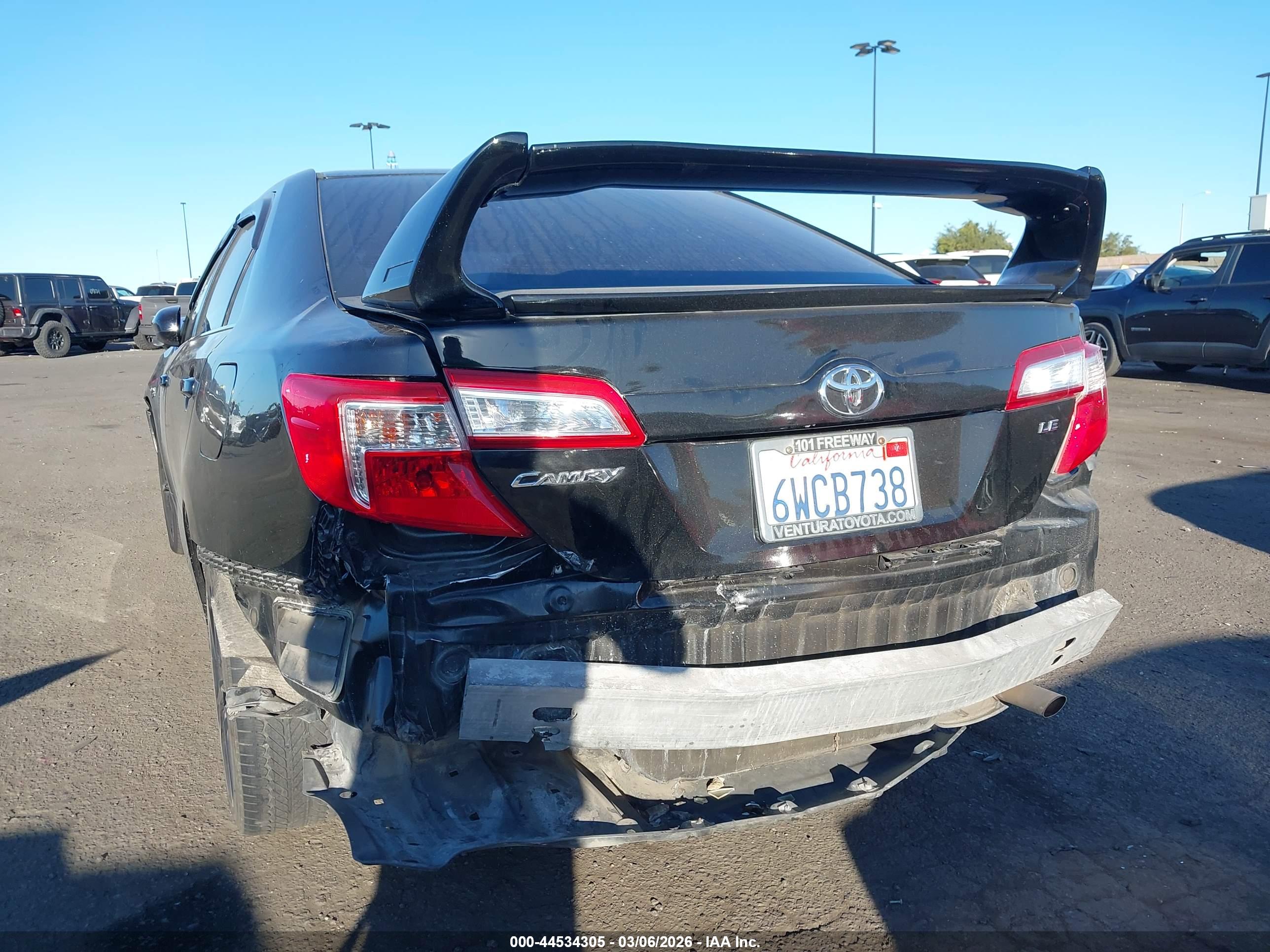 TOYOTA CAMRY image 6