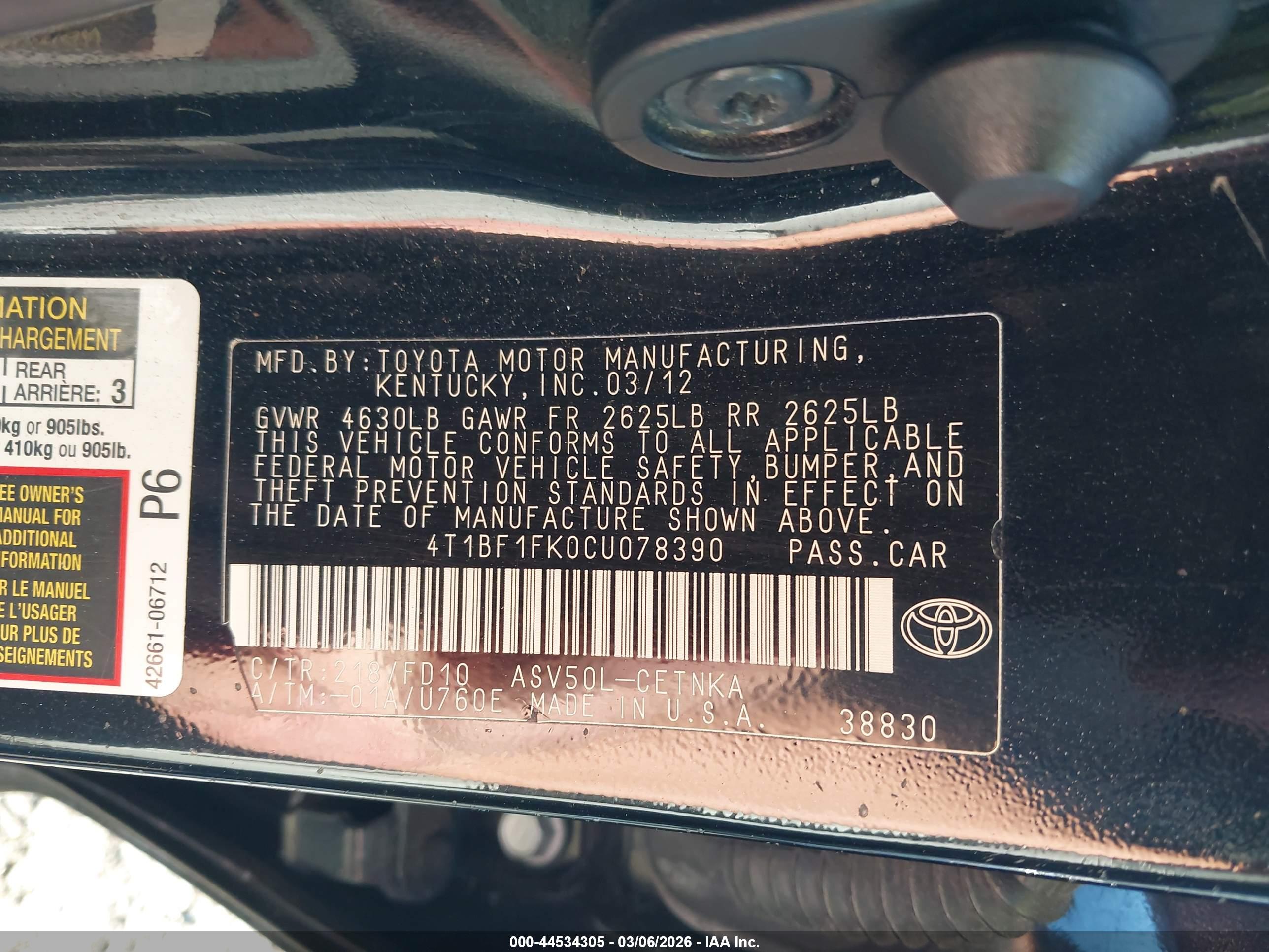 TOYOTA CAMRY image 9