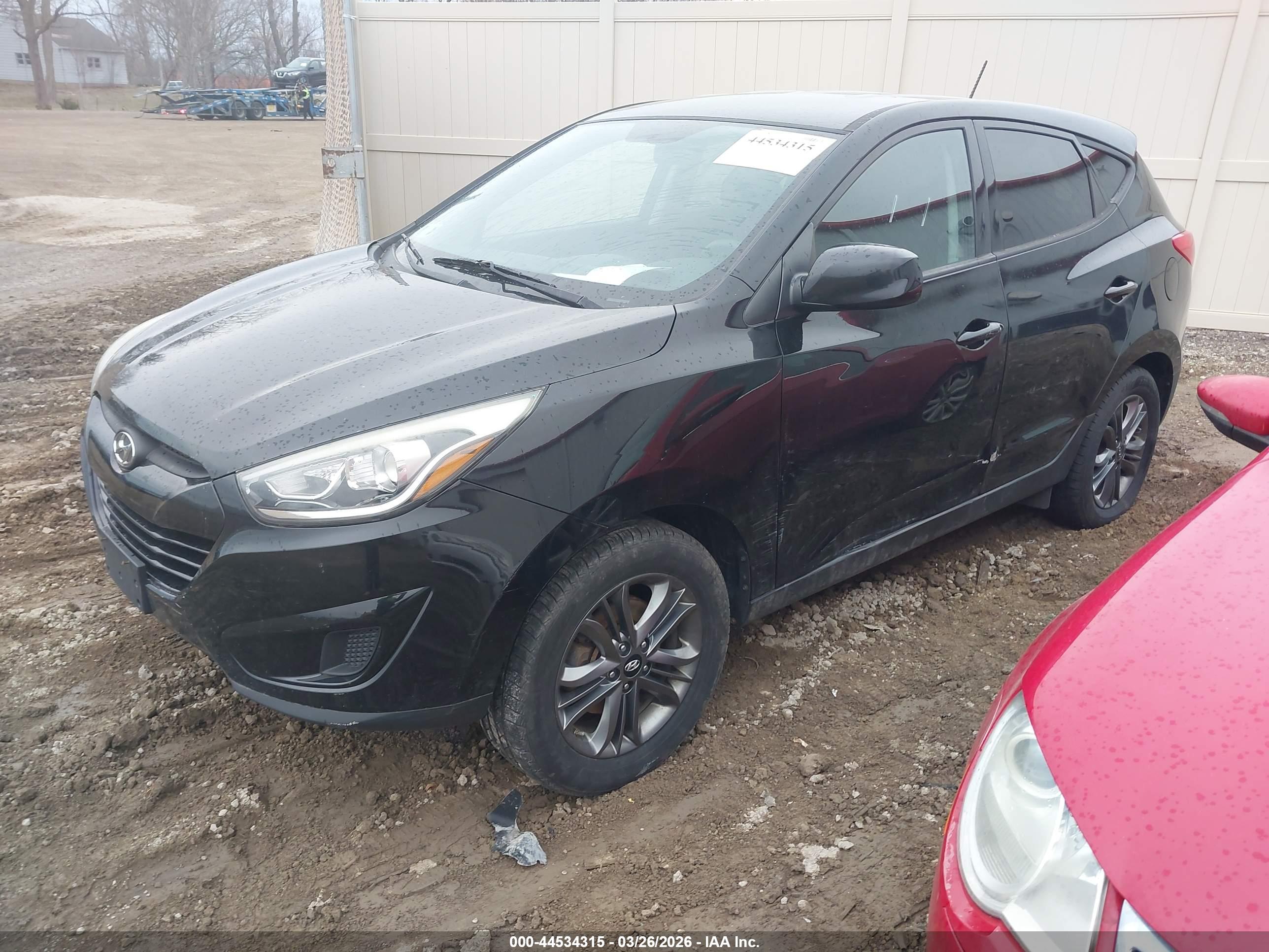 HYUNDAI TUCSON image 2