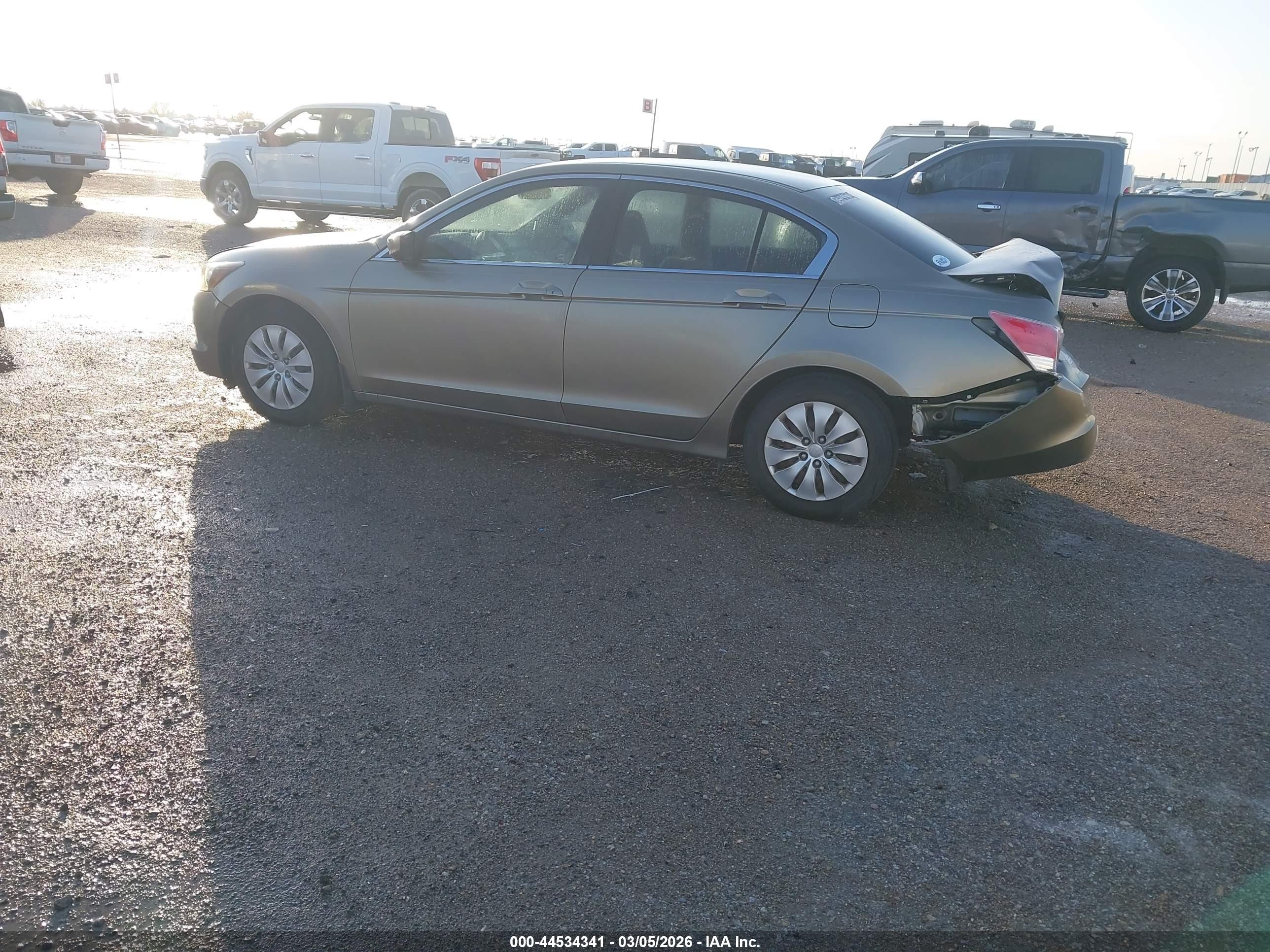 HONDA ACCORD image 3