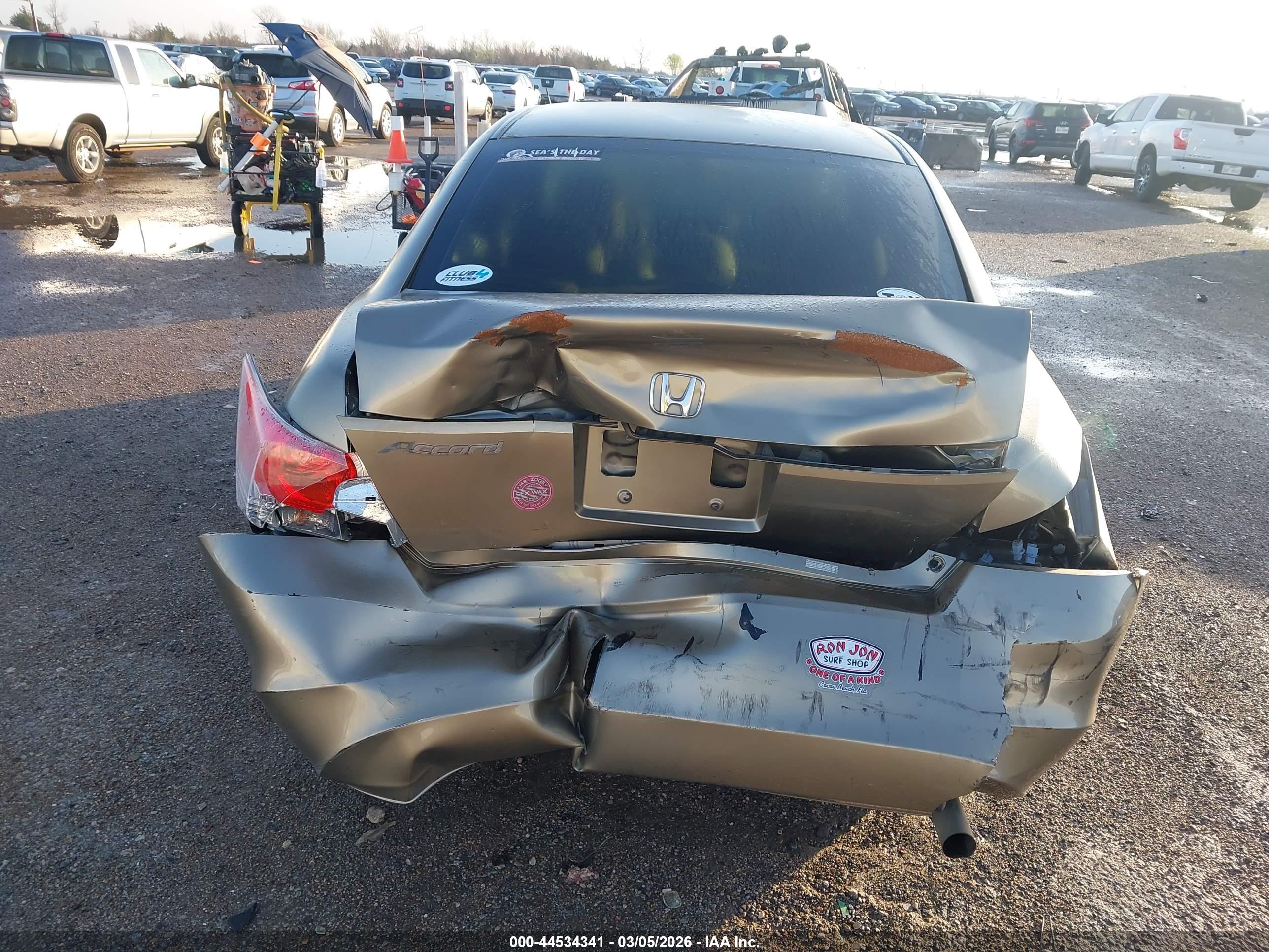 HONDA ACCORD image 6
