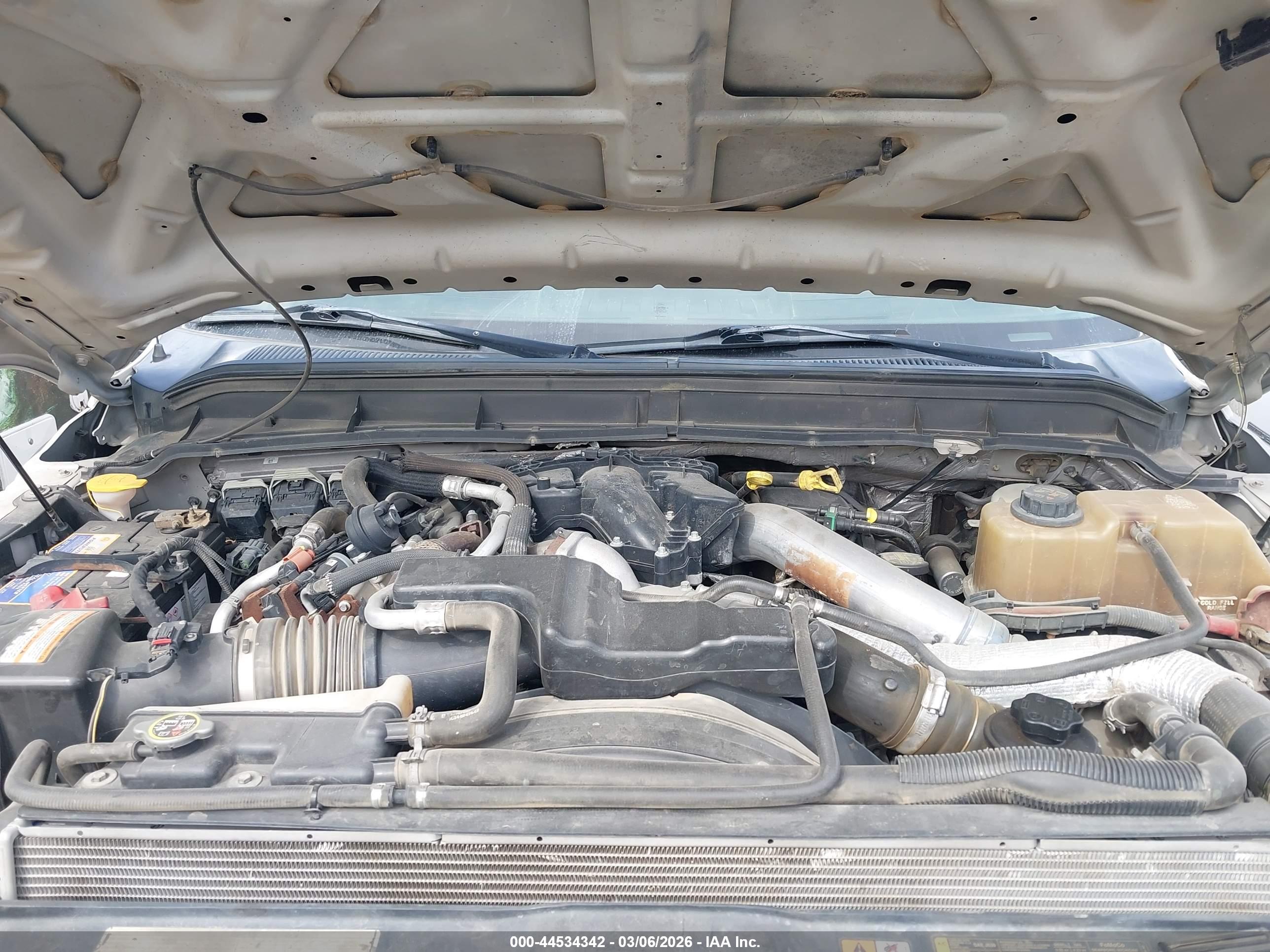 FORD F-550 image 10