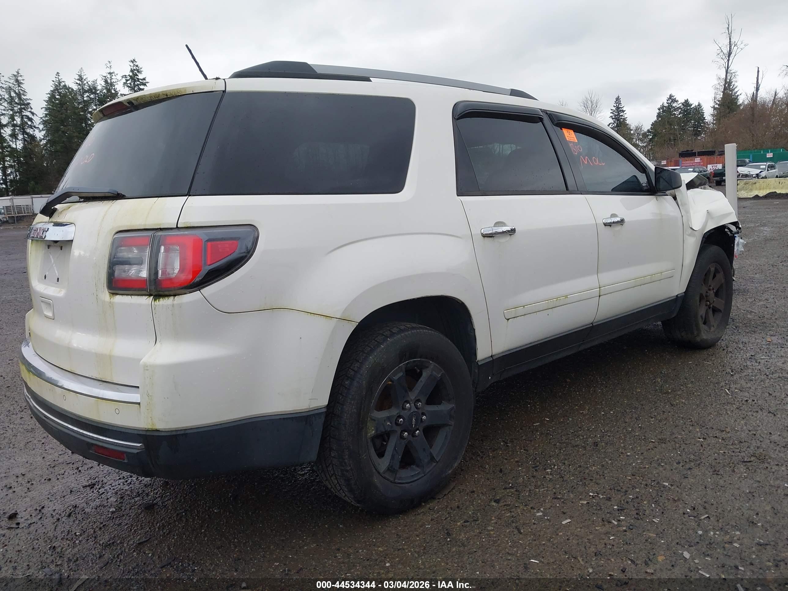 GMC ACADIA image 4