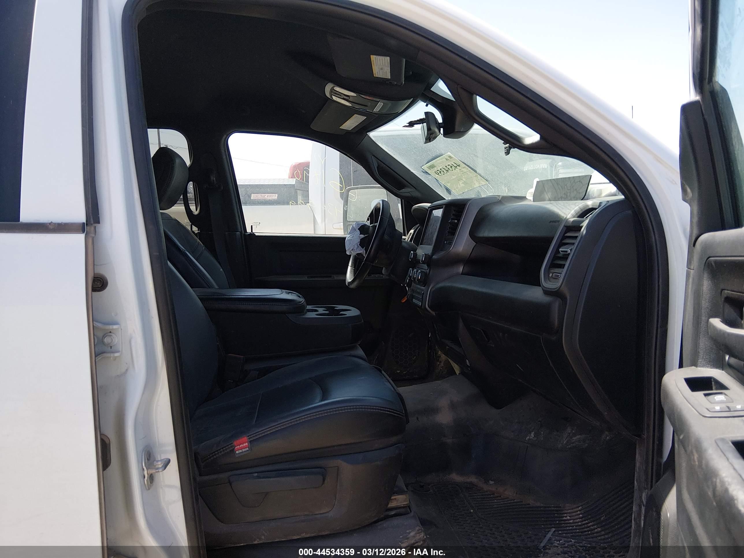 RAM 2500 image 5