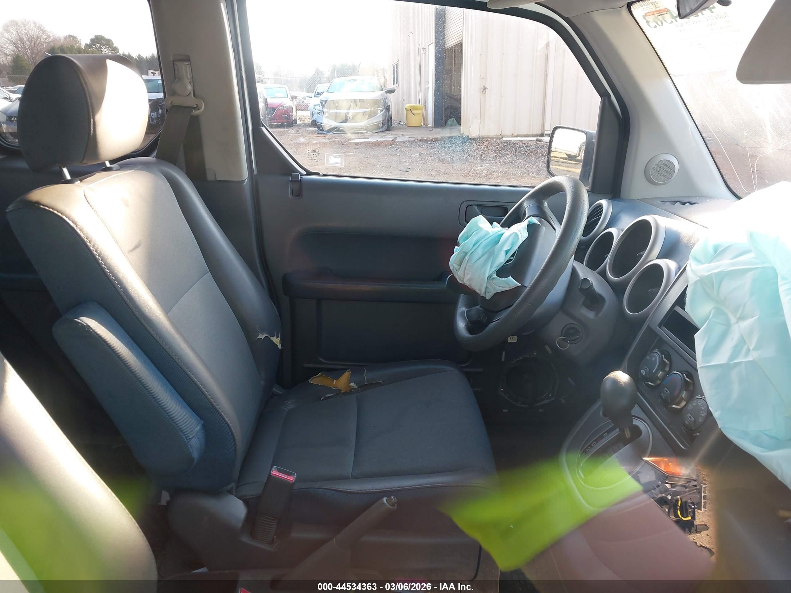 HONDA ELEMENT image 5