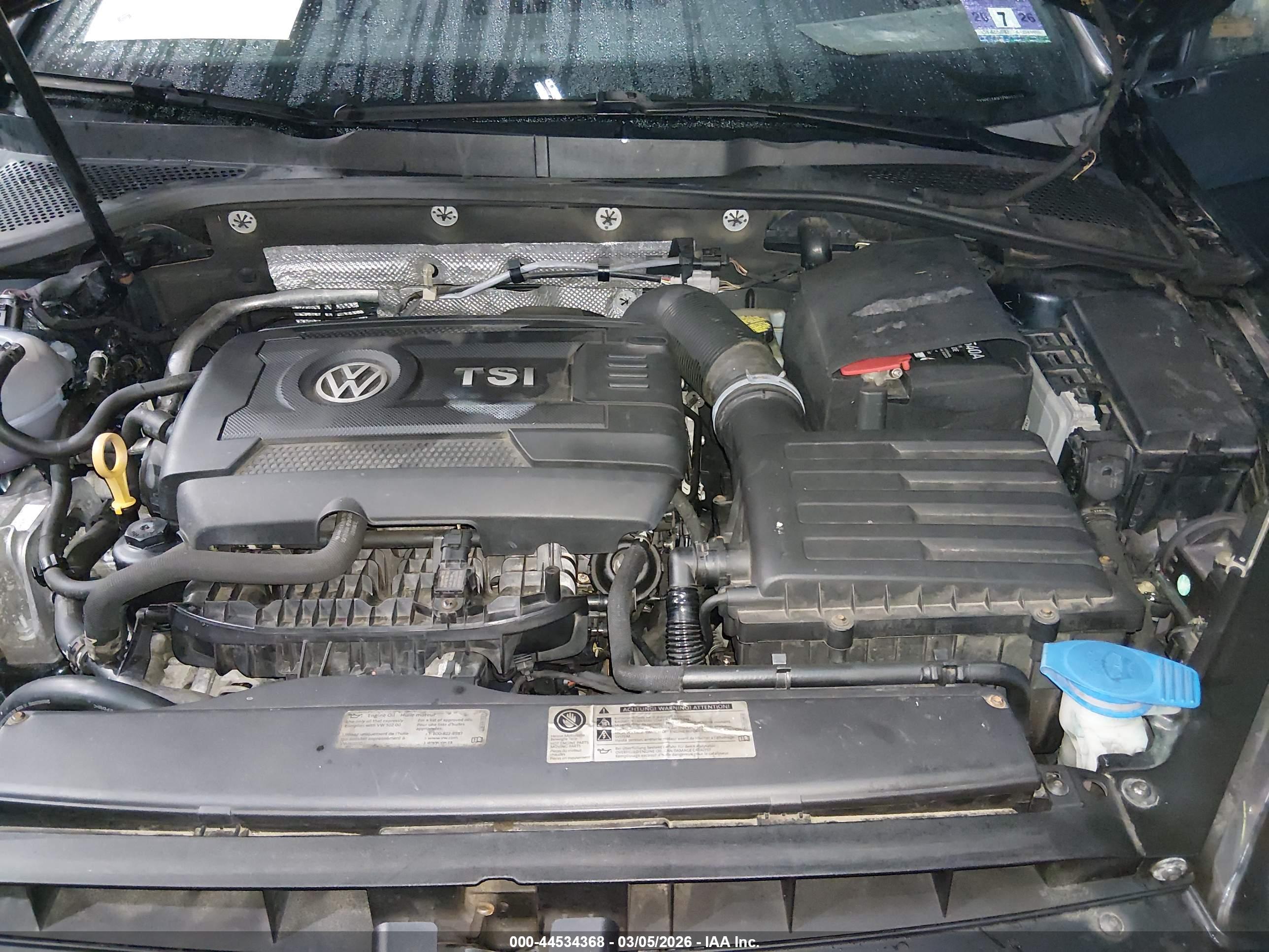 VOLKSWAGEN GOLF image 10