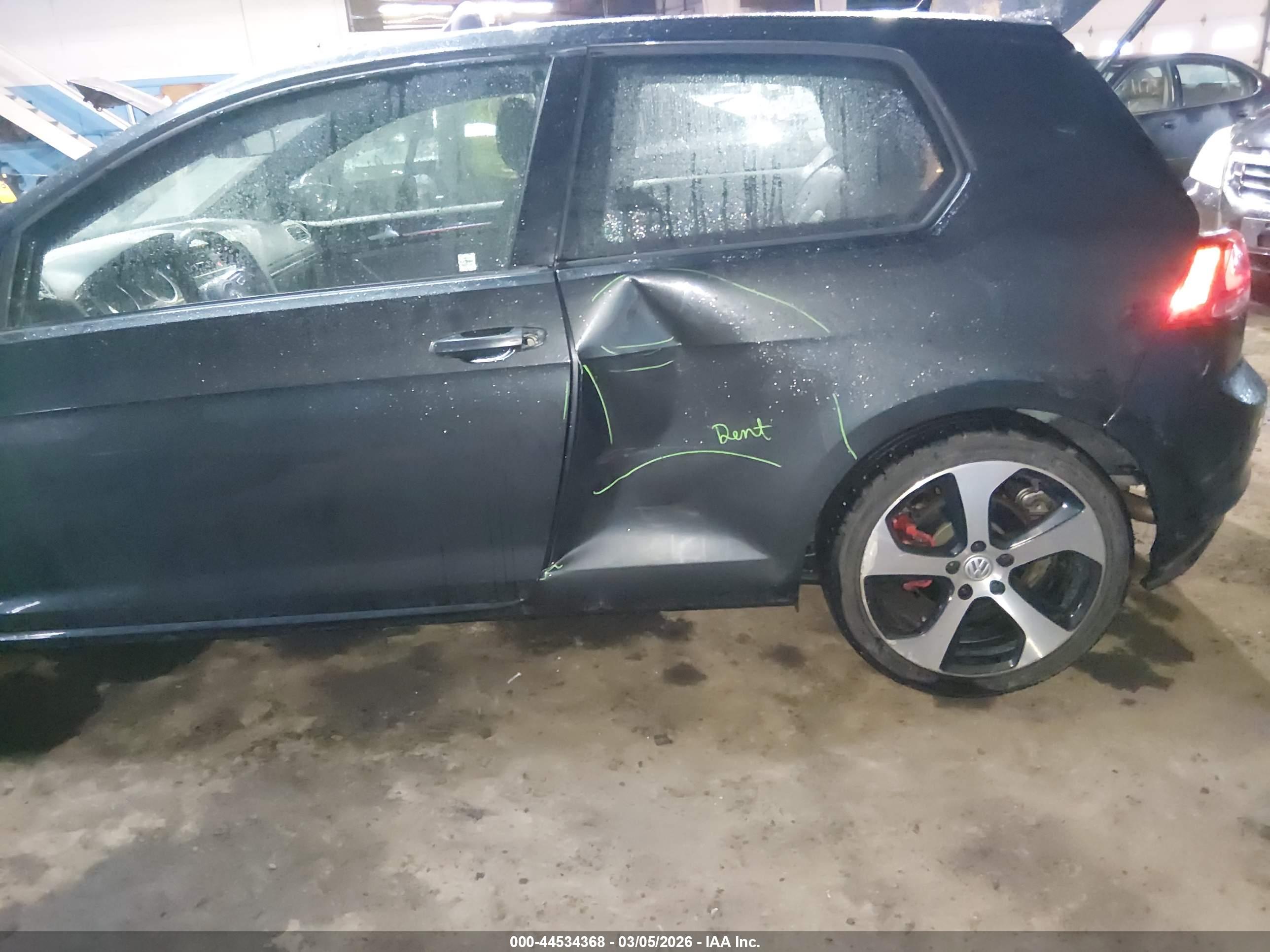 VOLKSWAGEN GOLF image 6