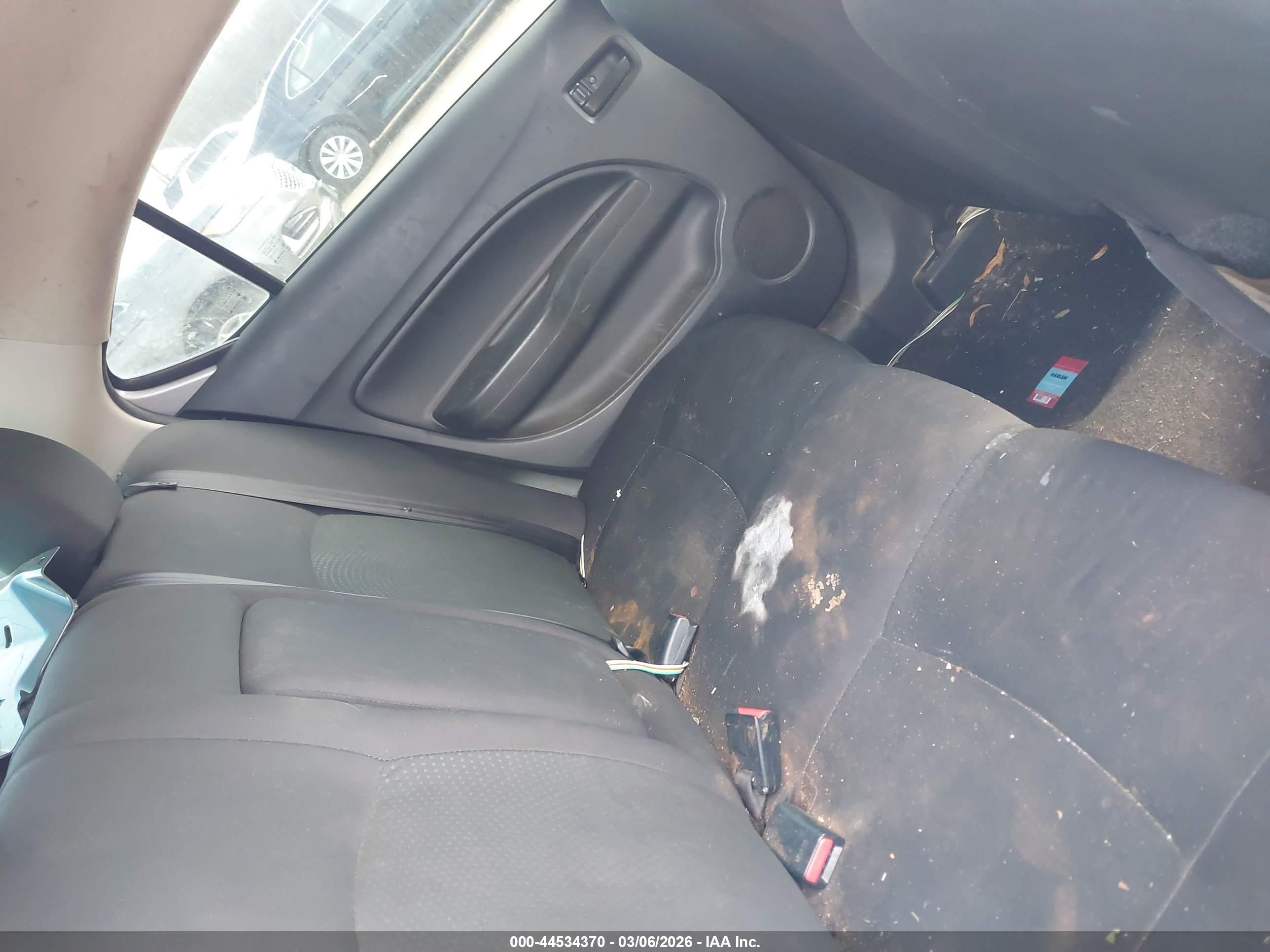MITSUBISHI MIRAGE image 8