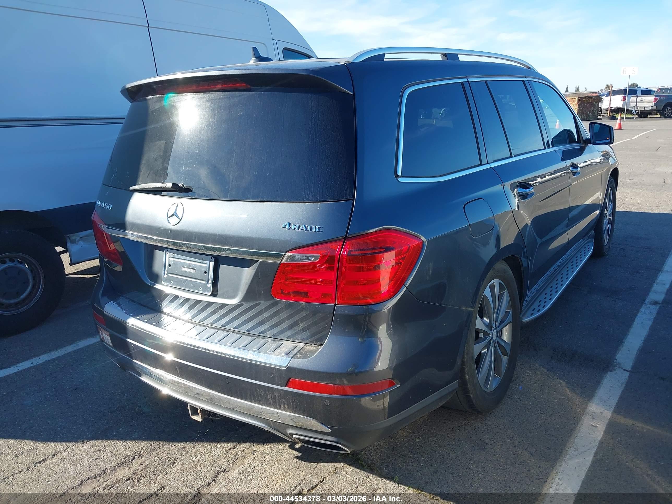 MERCEDES-BENZ GL image 4