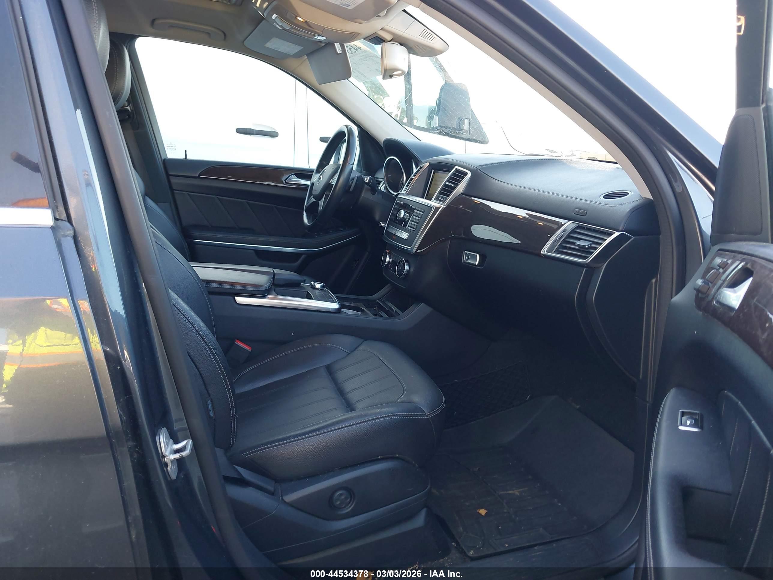 MERCEDES-BENZ GL image 5