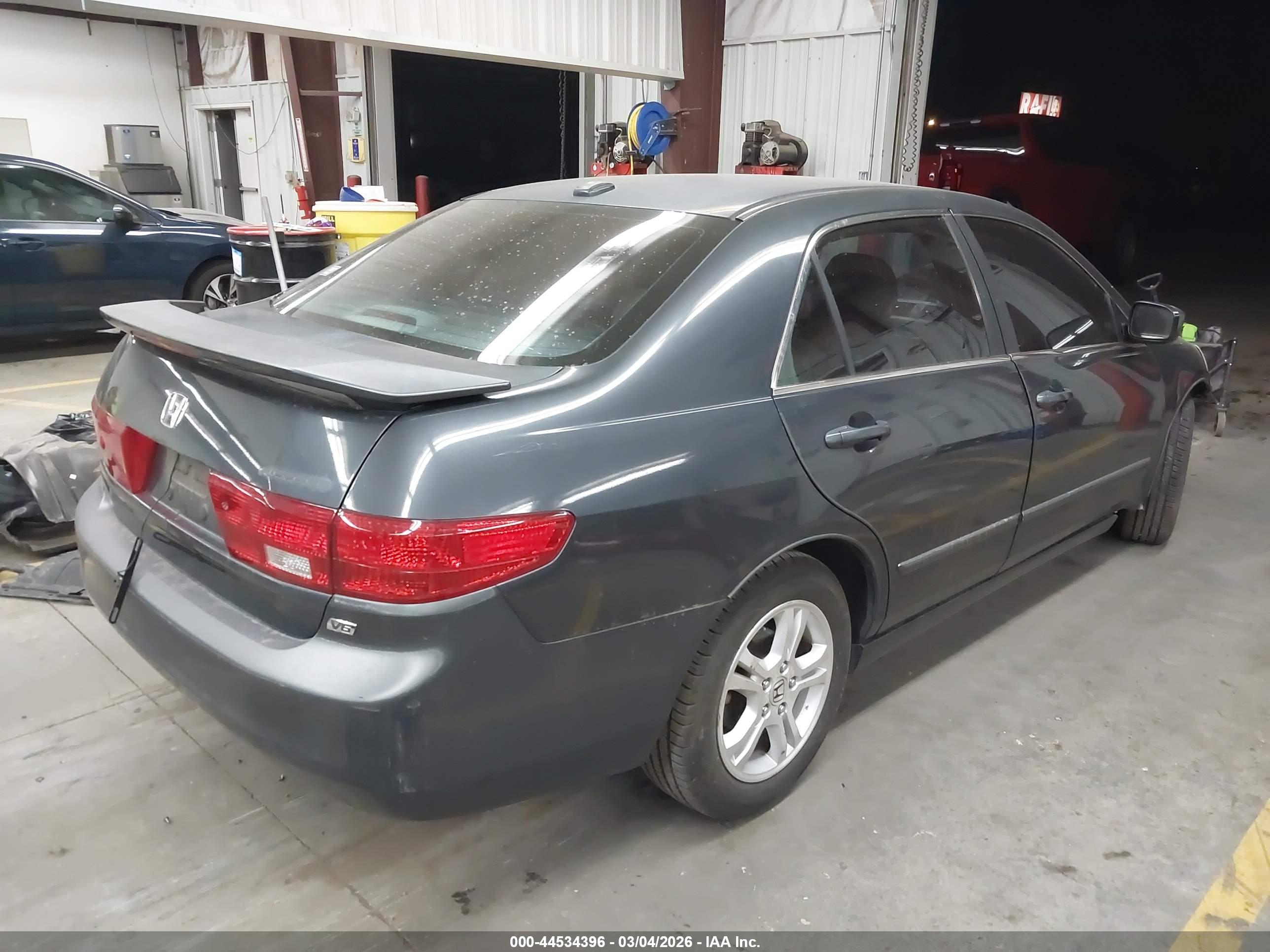 HONDA ACCORD image 4
