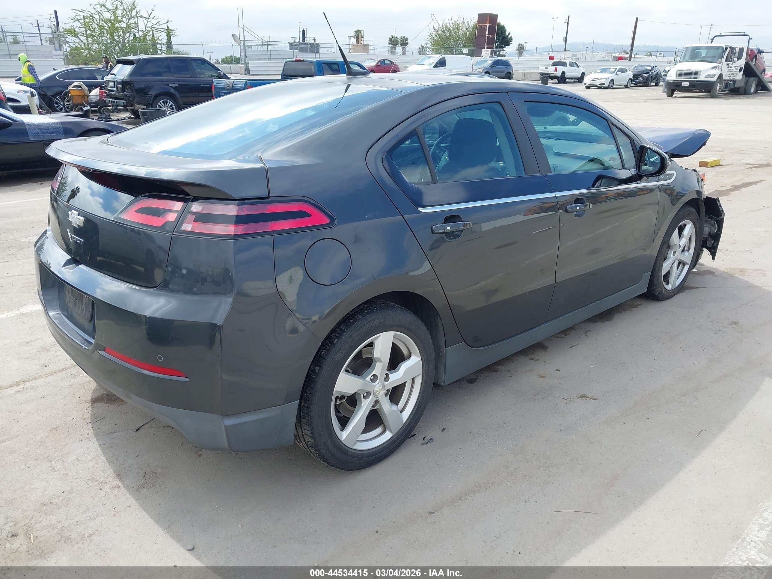 CHEVROLET VOLT image 4