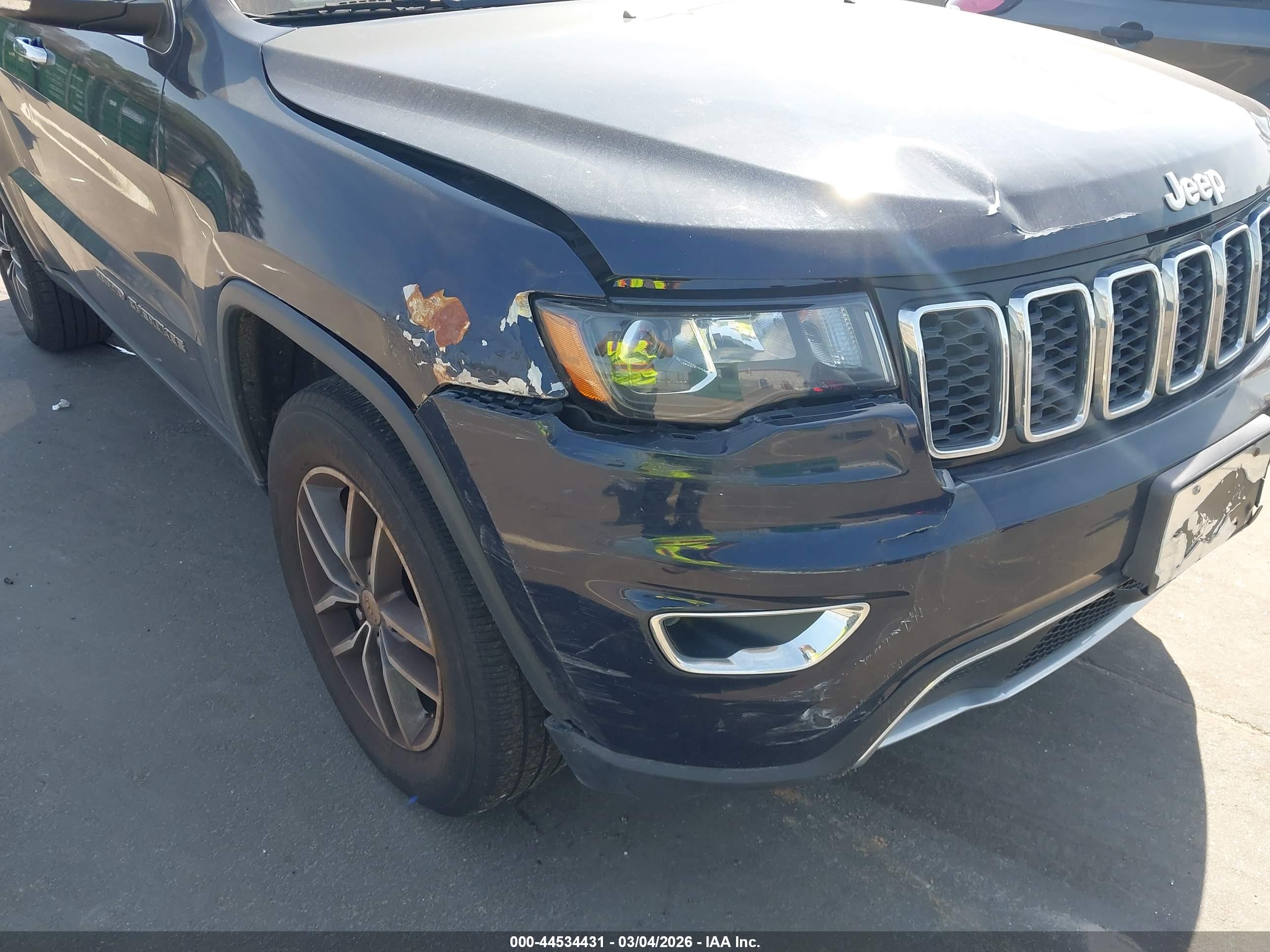 JEEP GRAND image 6