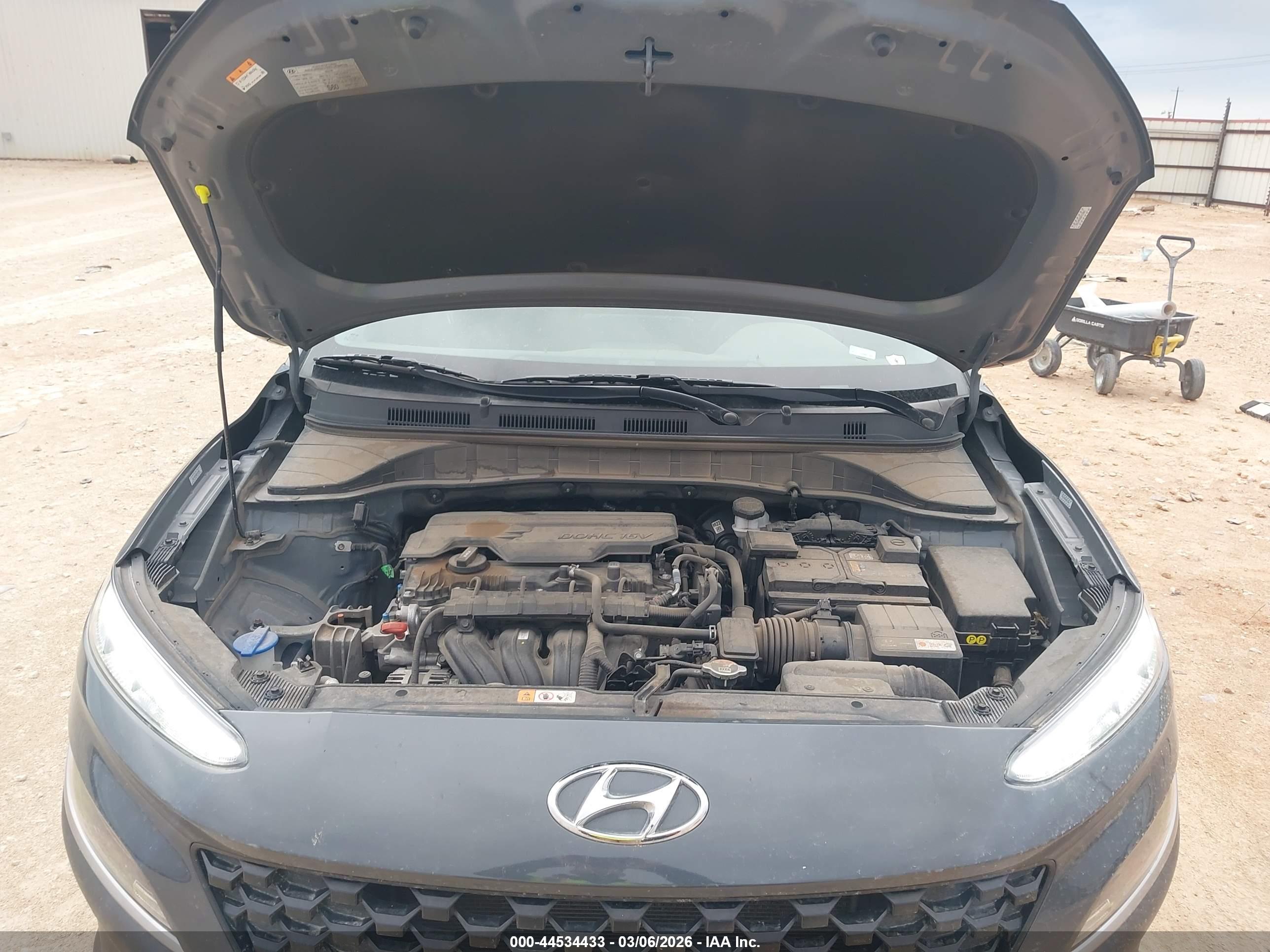 HYUNDAI KONA image 10