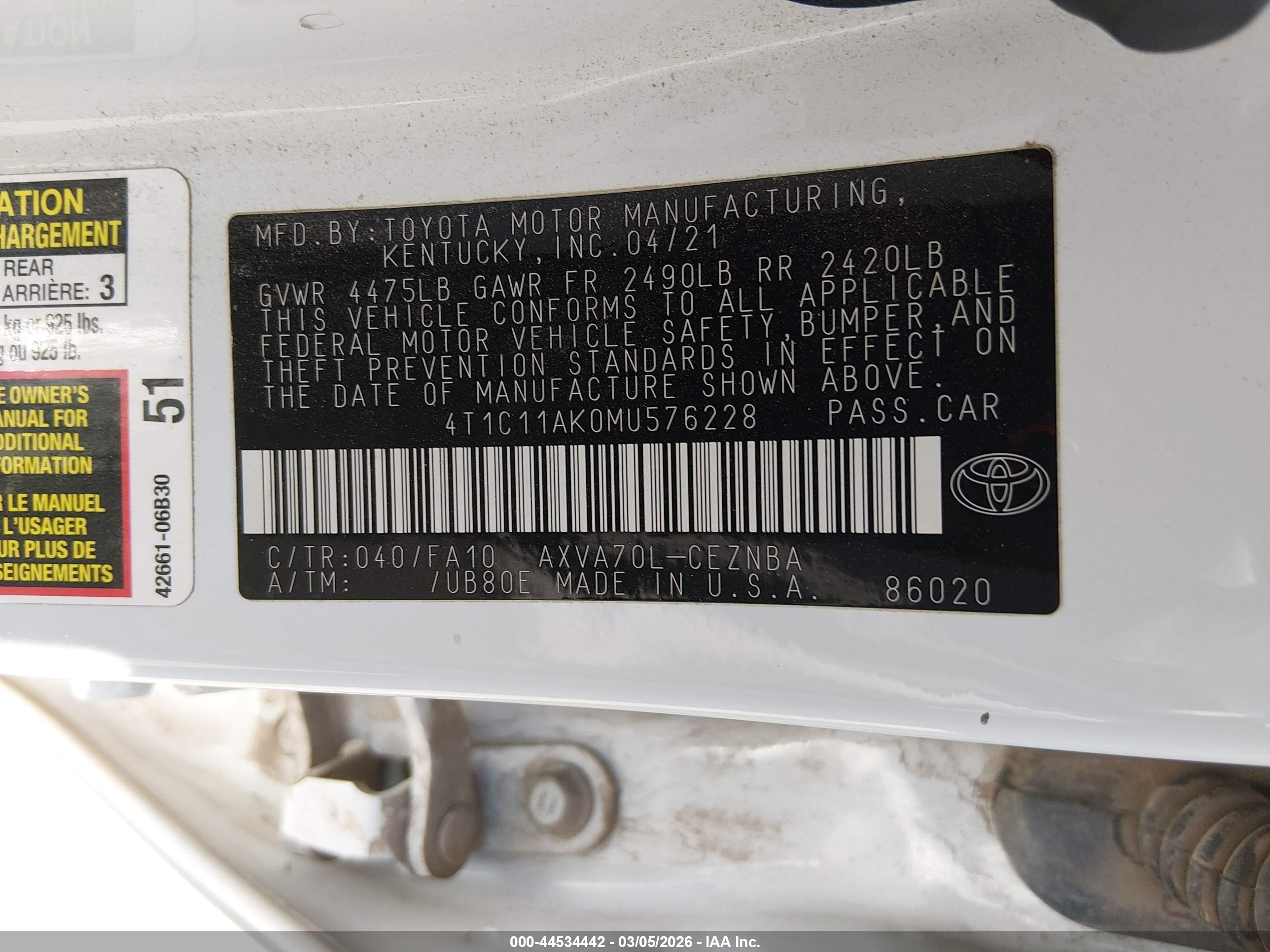 TOYOTA CAMRY image 9