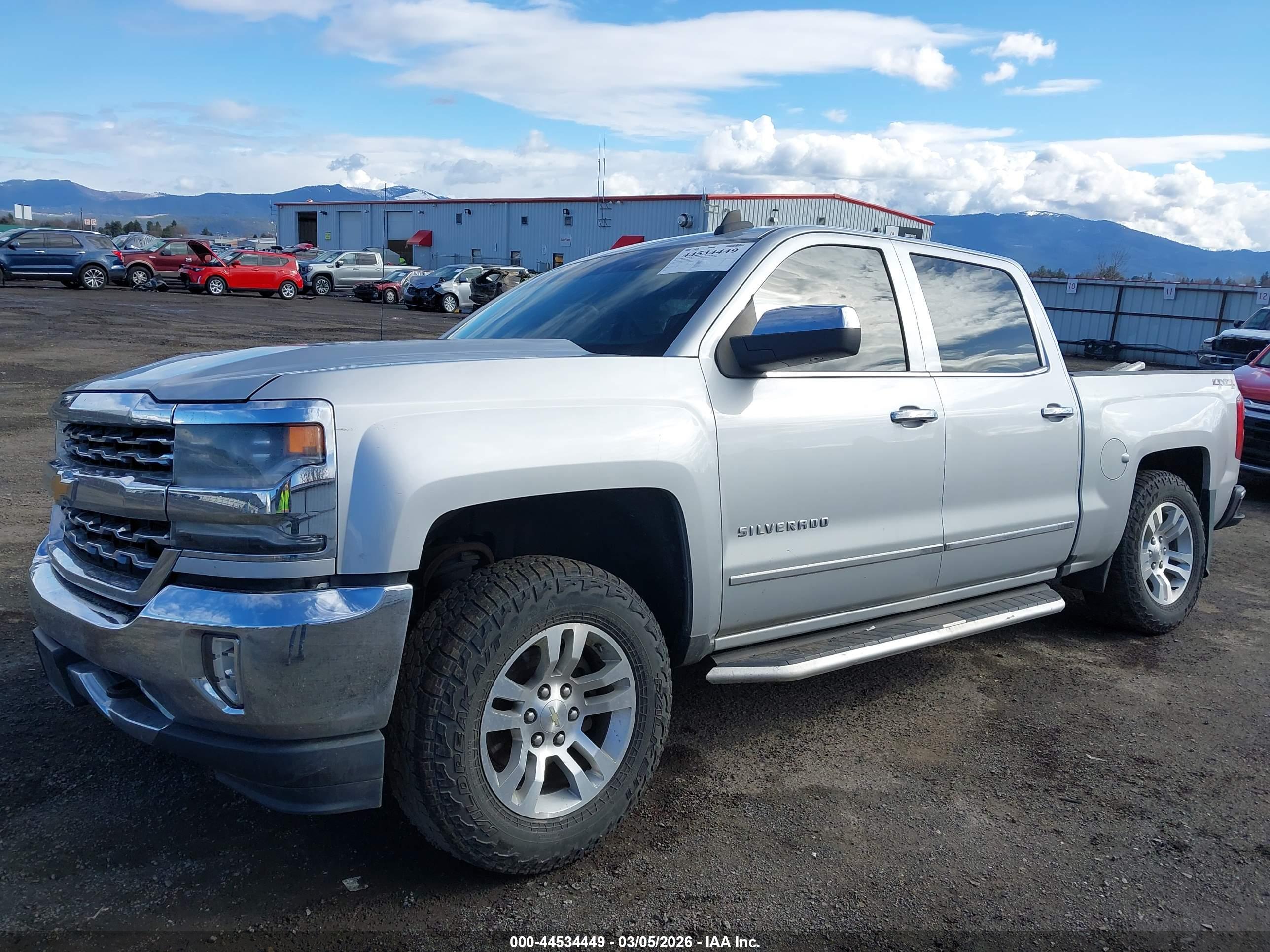 CHEVROLET SILVERADO image 2
