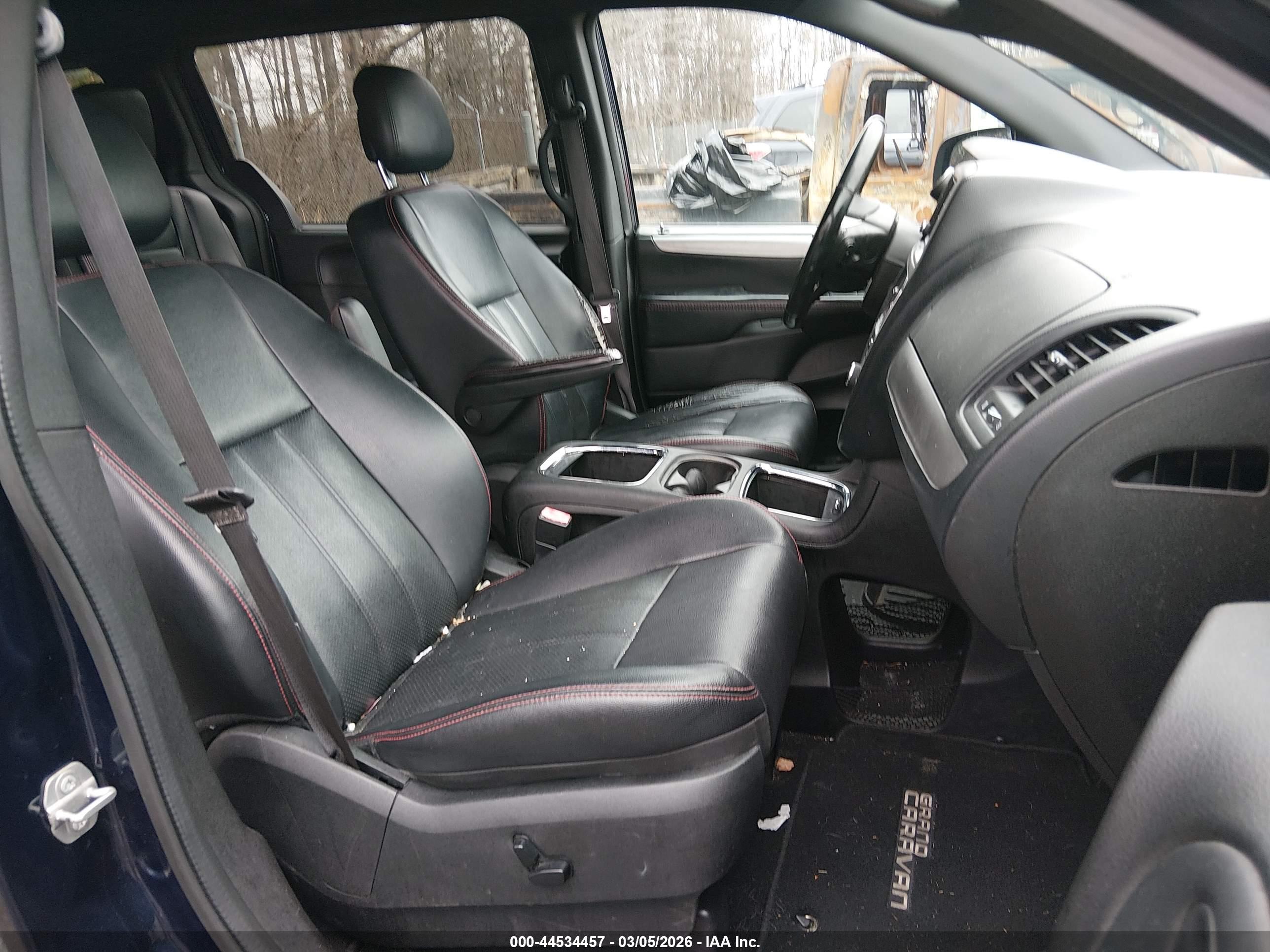 DODGE GRAND image 5