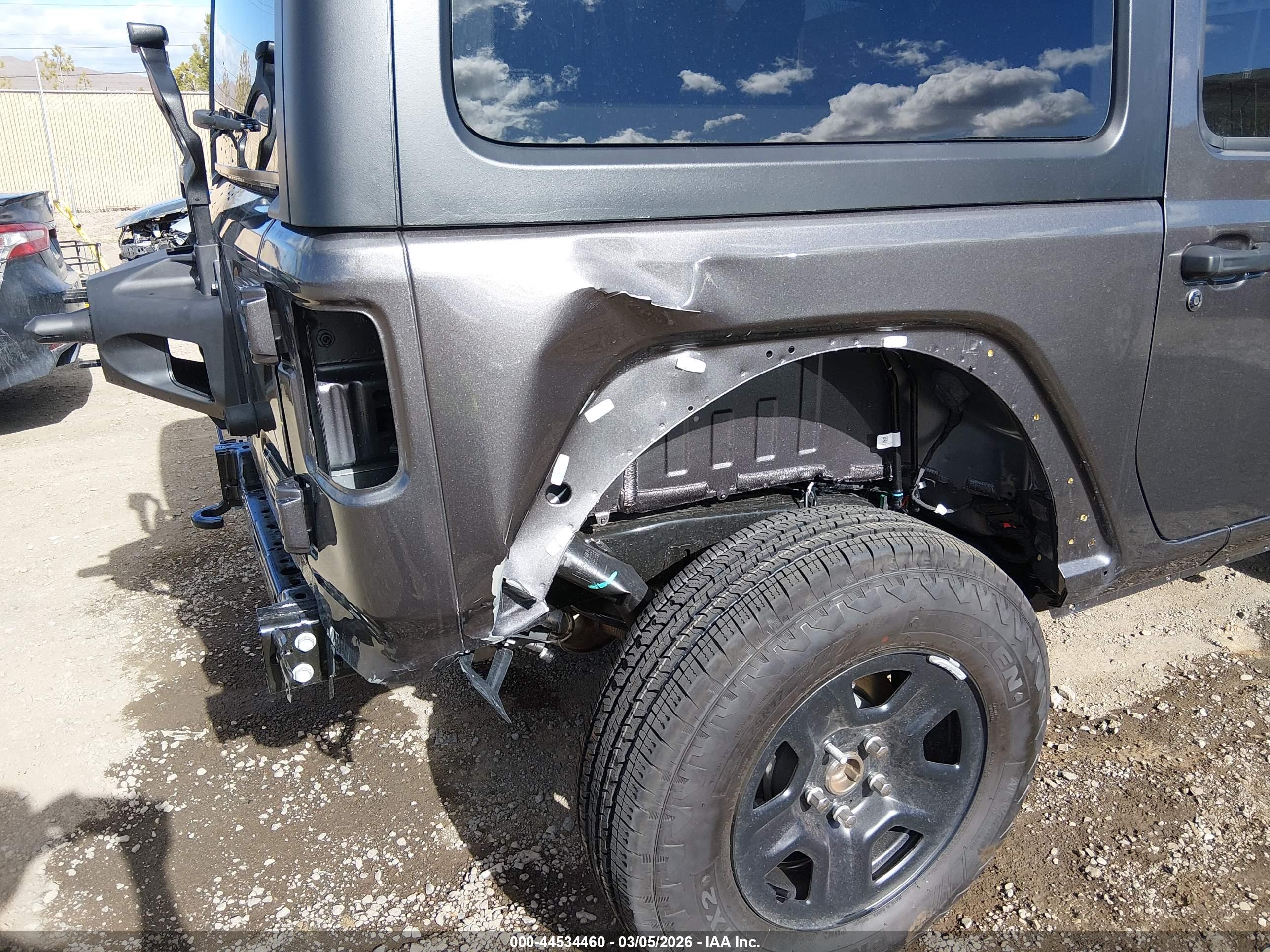 JEEP WRANGLER image 6