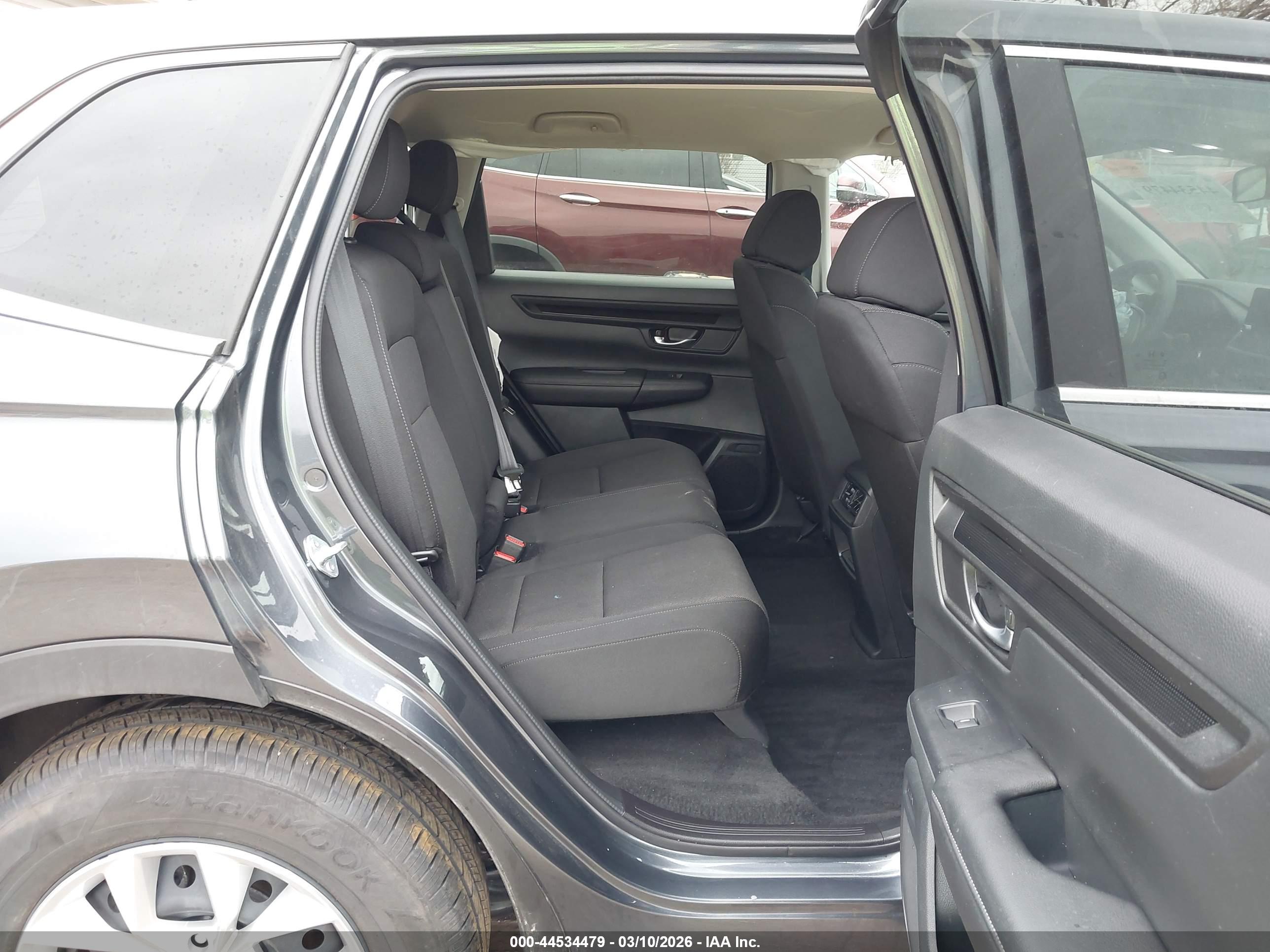 HONDA CR-V image 8