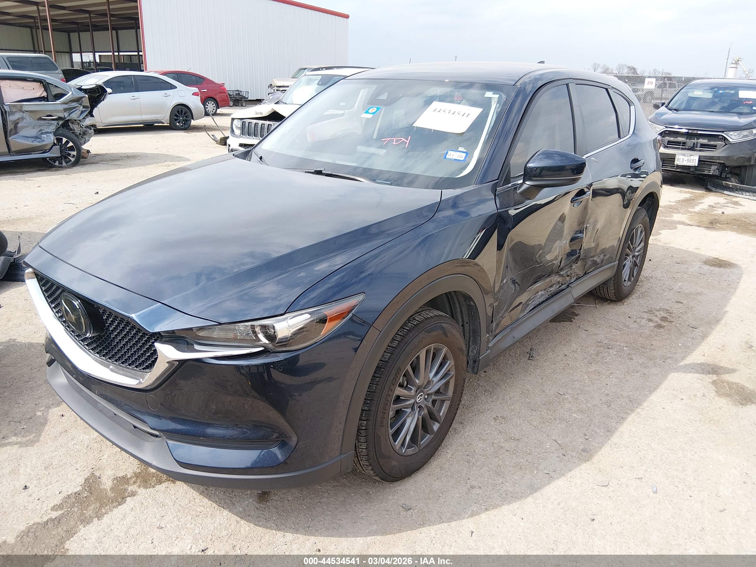 MAZDA CX-5 image 2