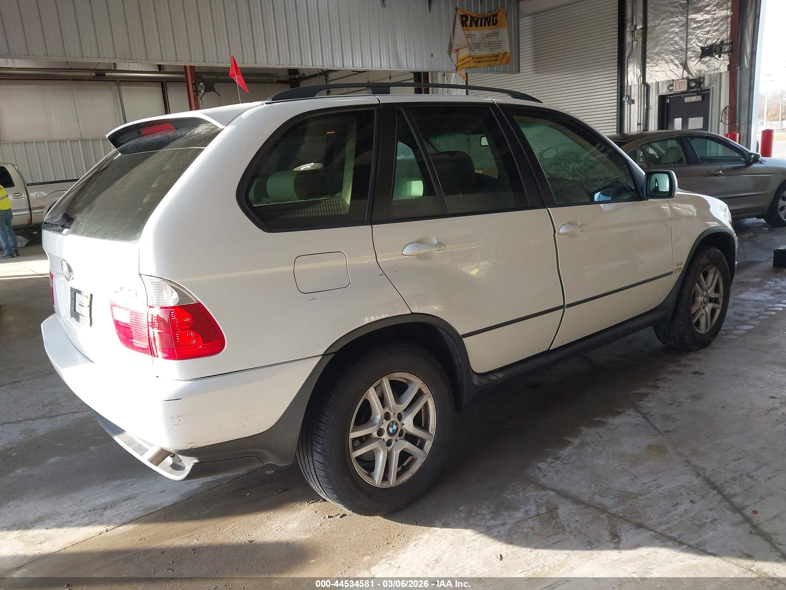 BMW X5 image 4