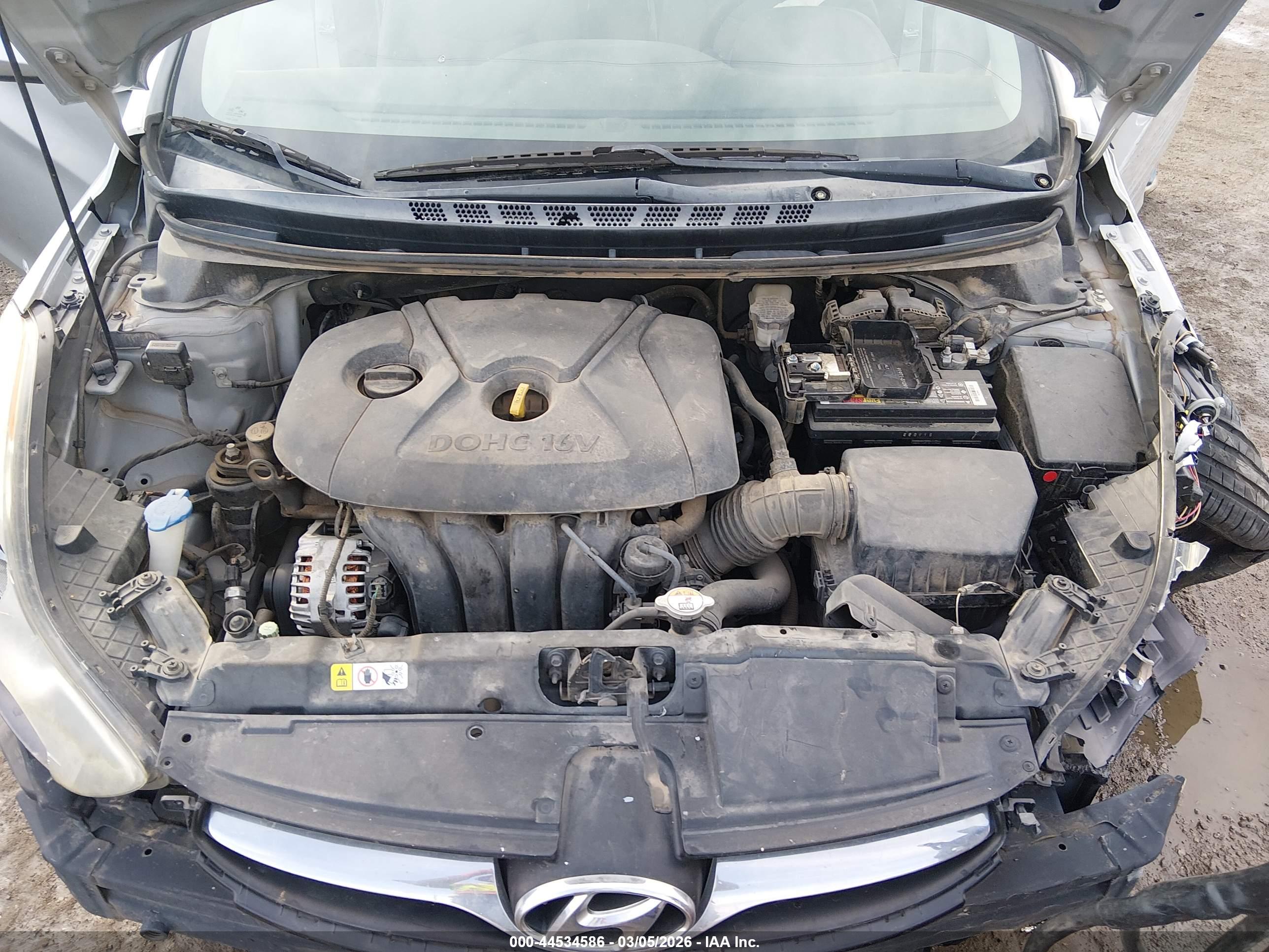 HYUNDAI ELANTRA image 10