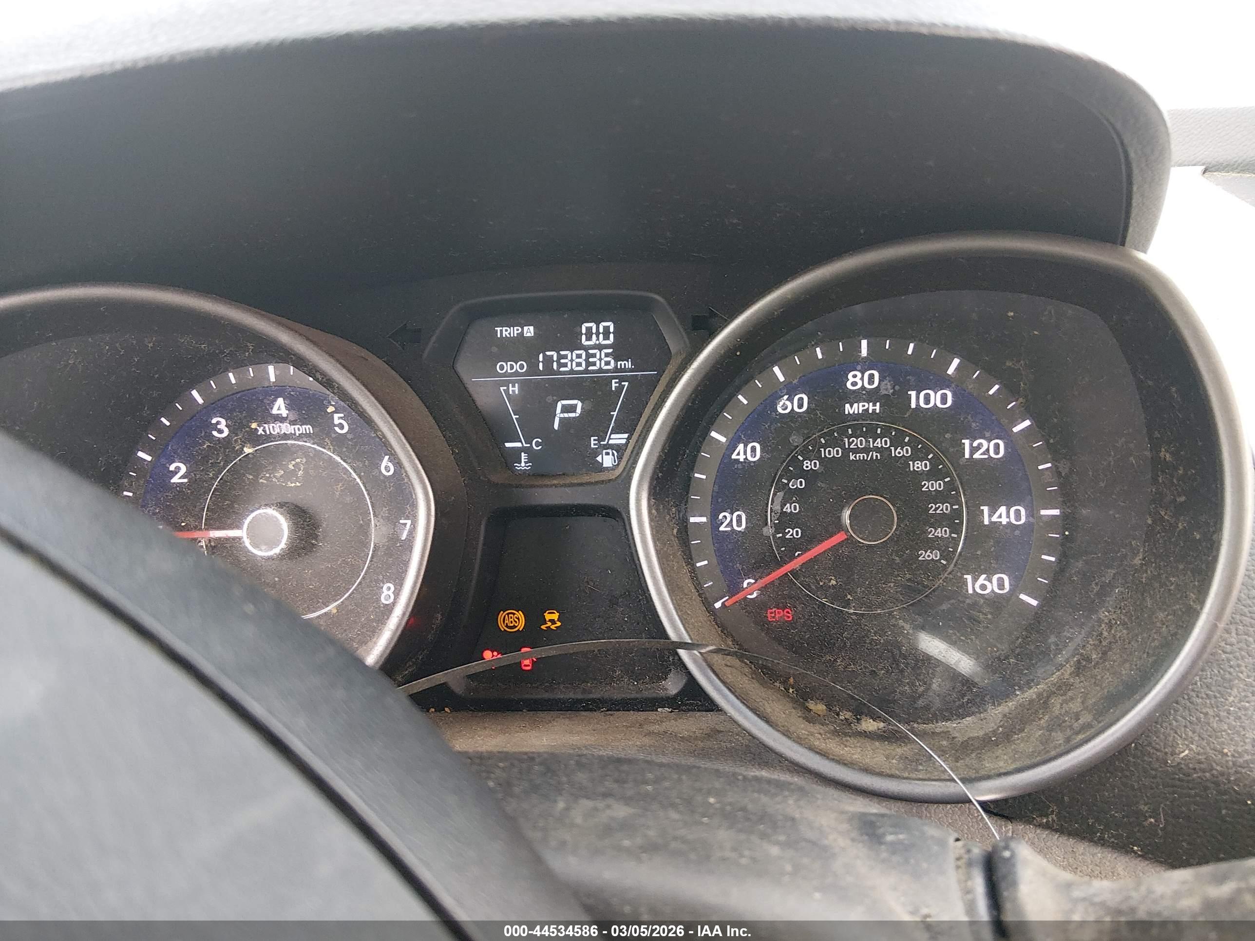 HYUNDAI ELANTRA image 7