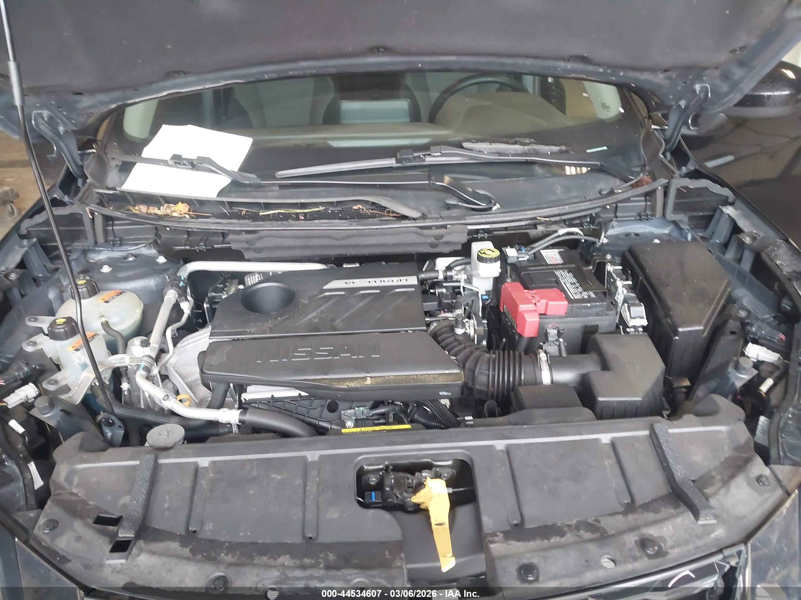 NISSAN ROGUE image 10