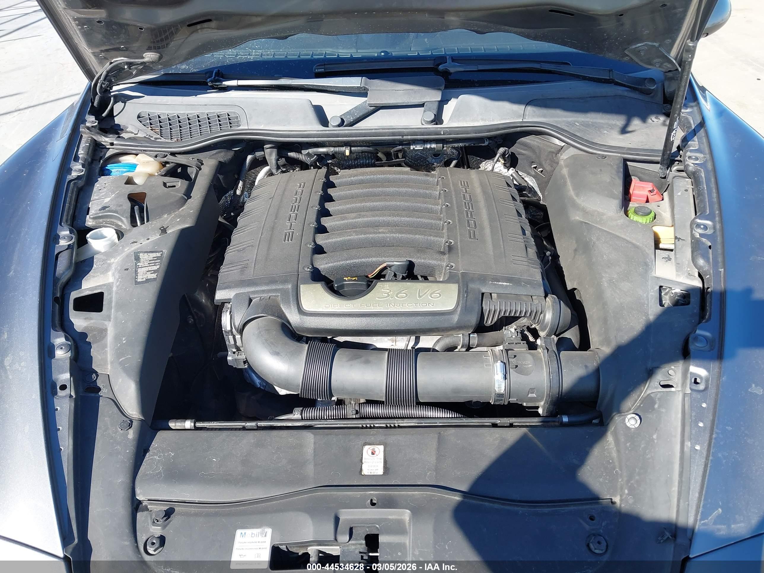 PORSCHE CAYENNE image 10