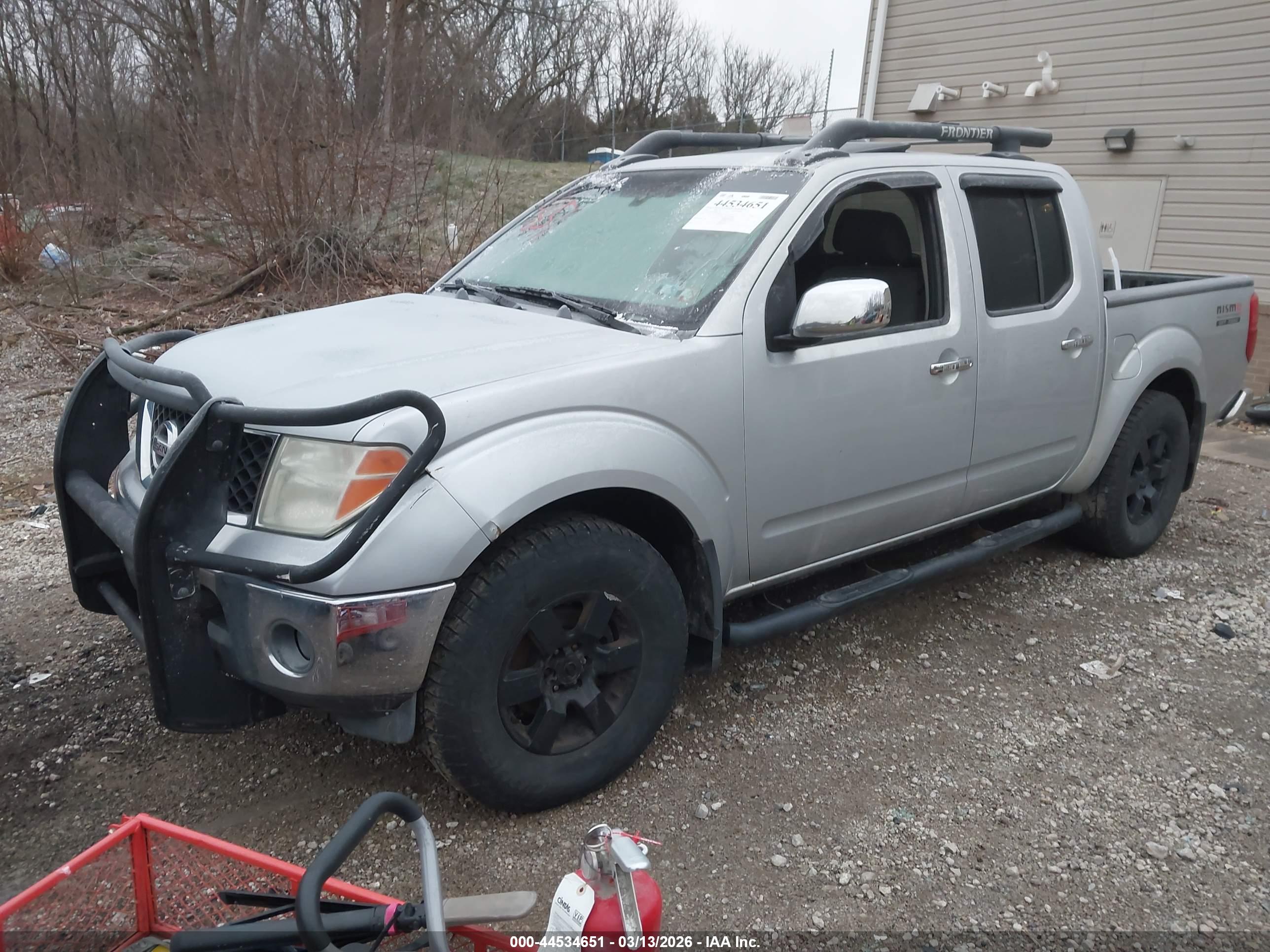 NISSAN FRONTIER image 2
