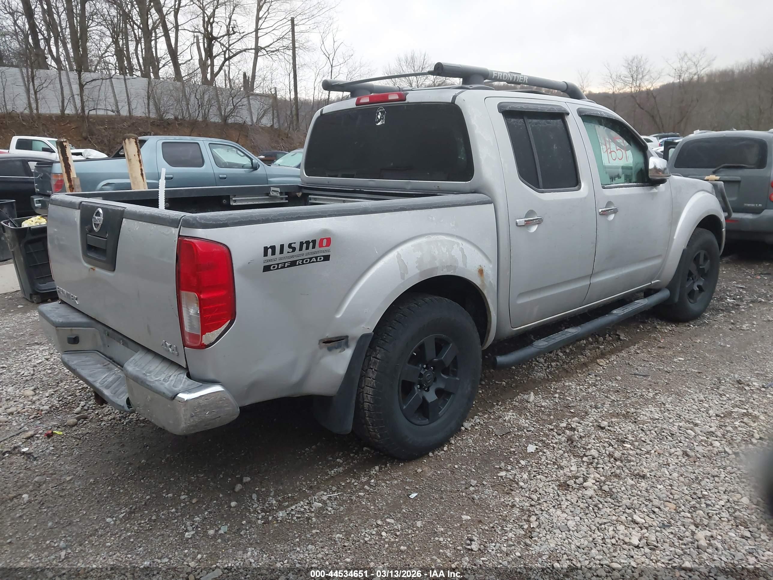 NISSAN FRONTIER image 4
