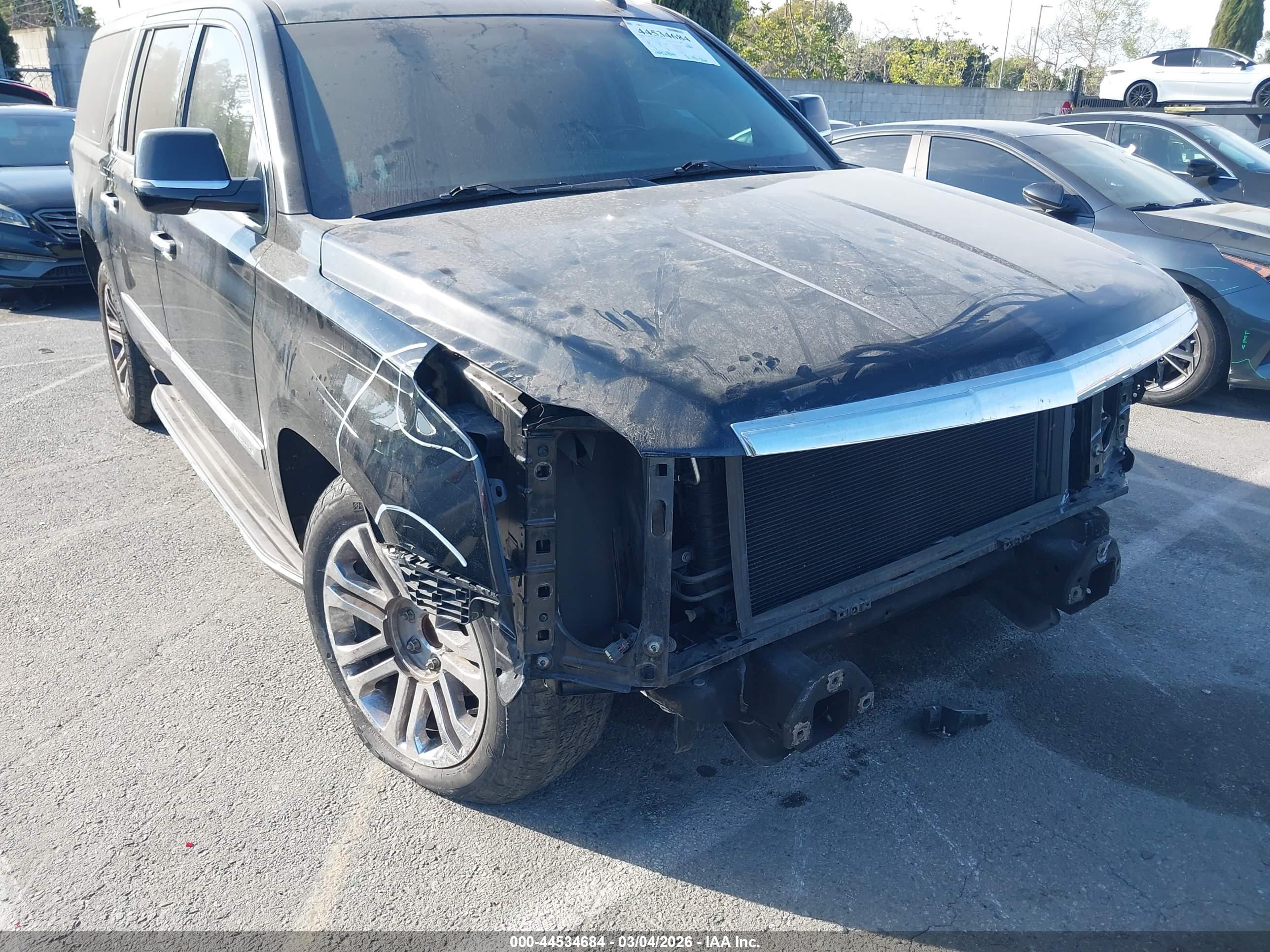 CADILLAC ESCALADE image 6
