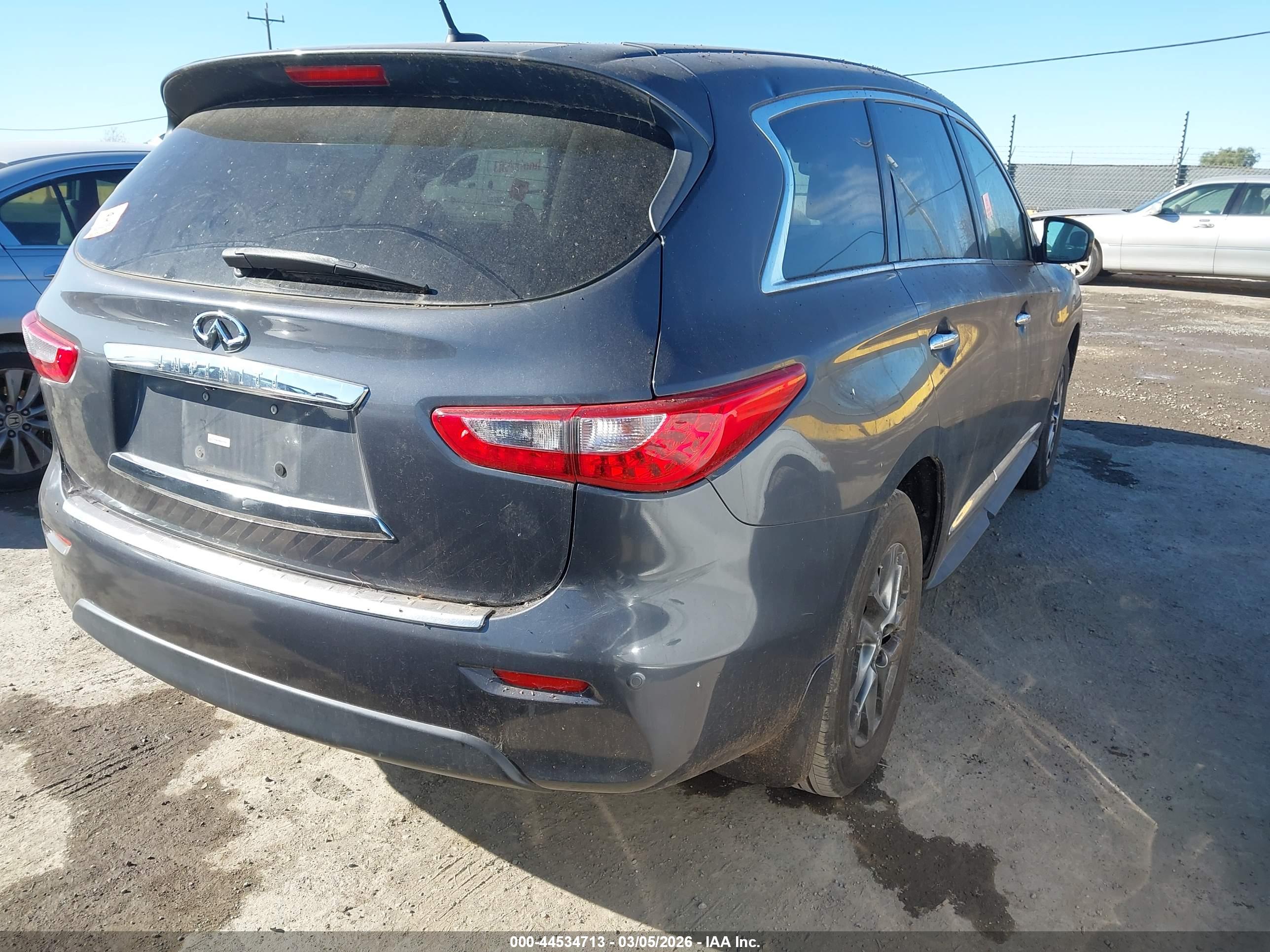 INFINITI JX35 image 4