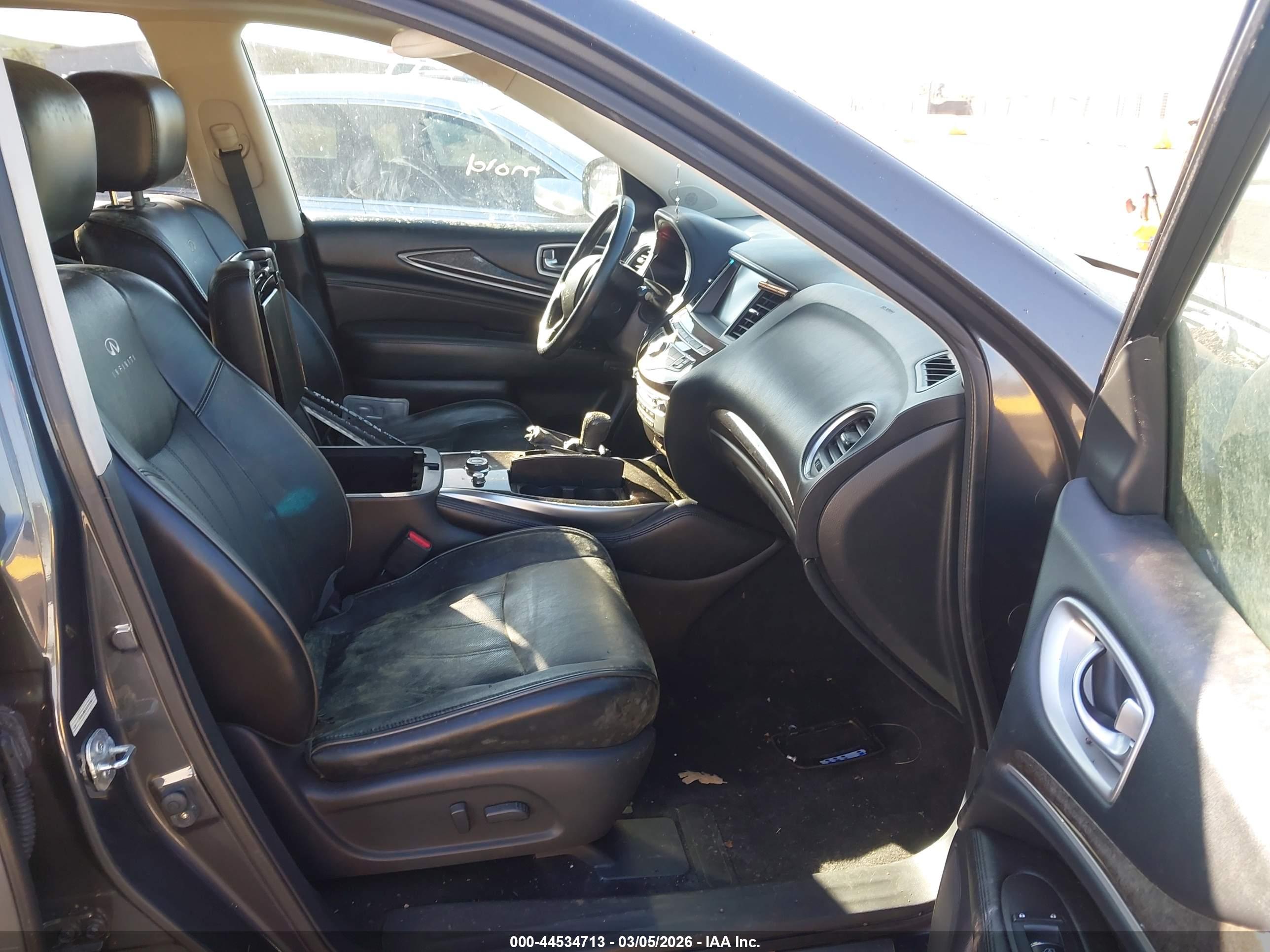 INFINITI JX35 image 5