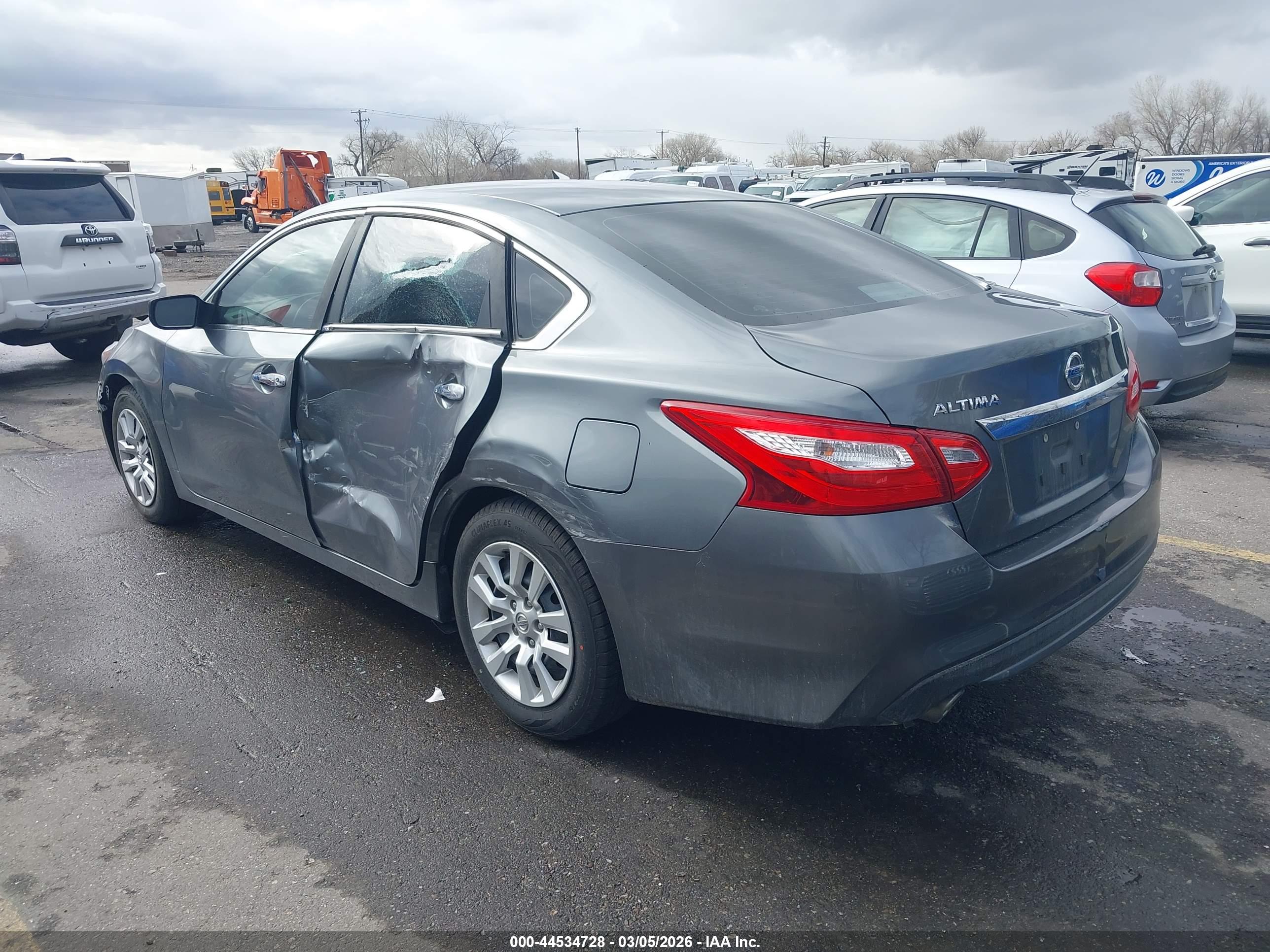 NISSAN ALTIMA image 3