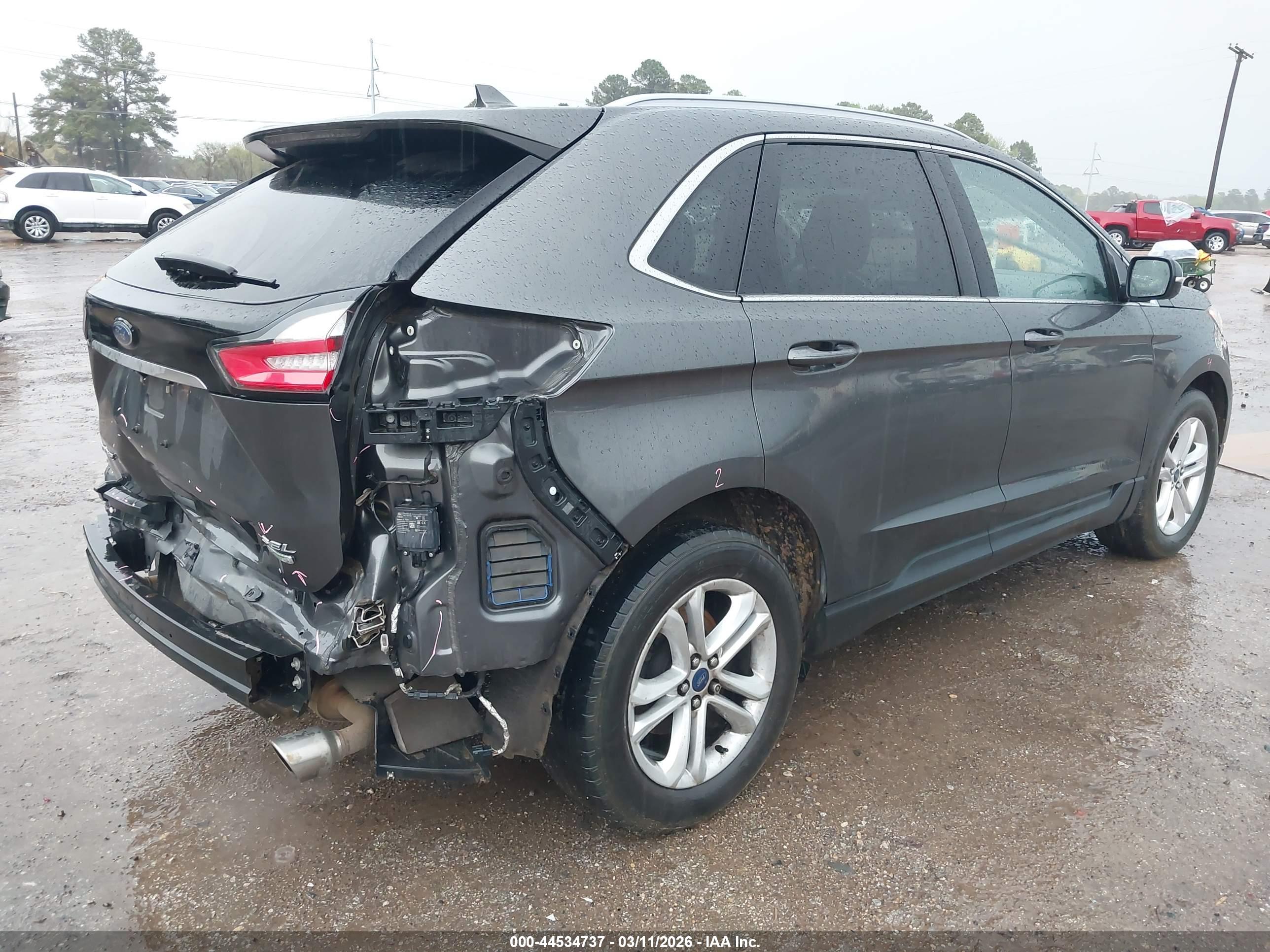 FORD EDGE image 4