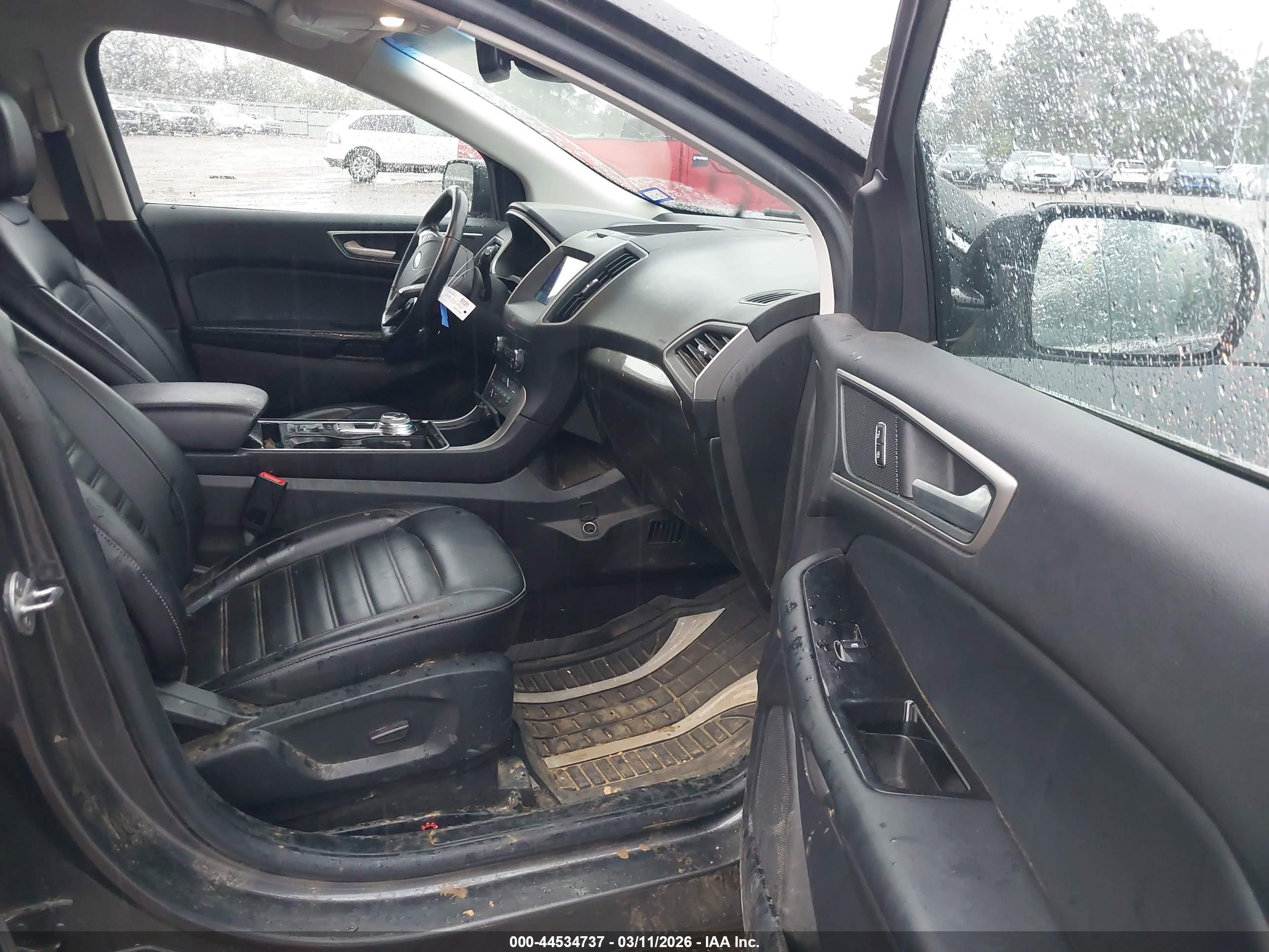FORD EDGE image 5