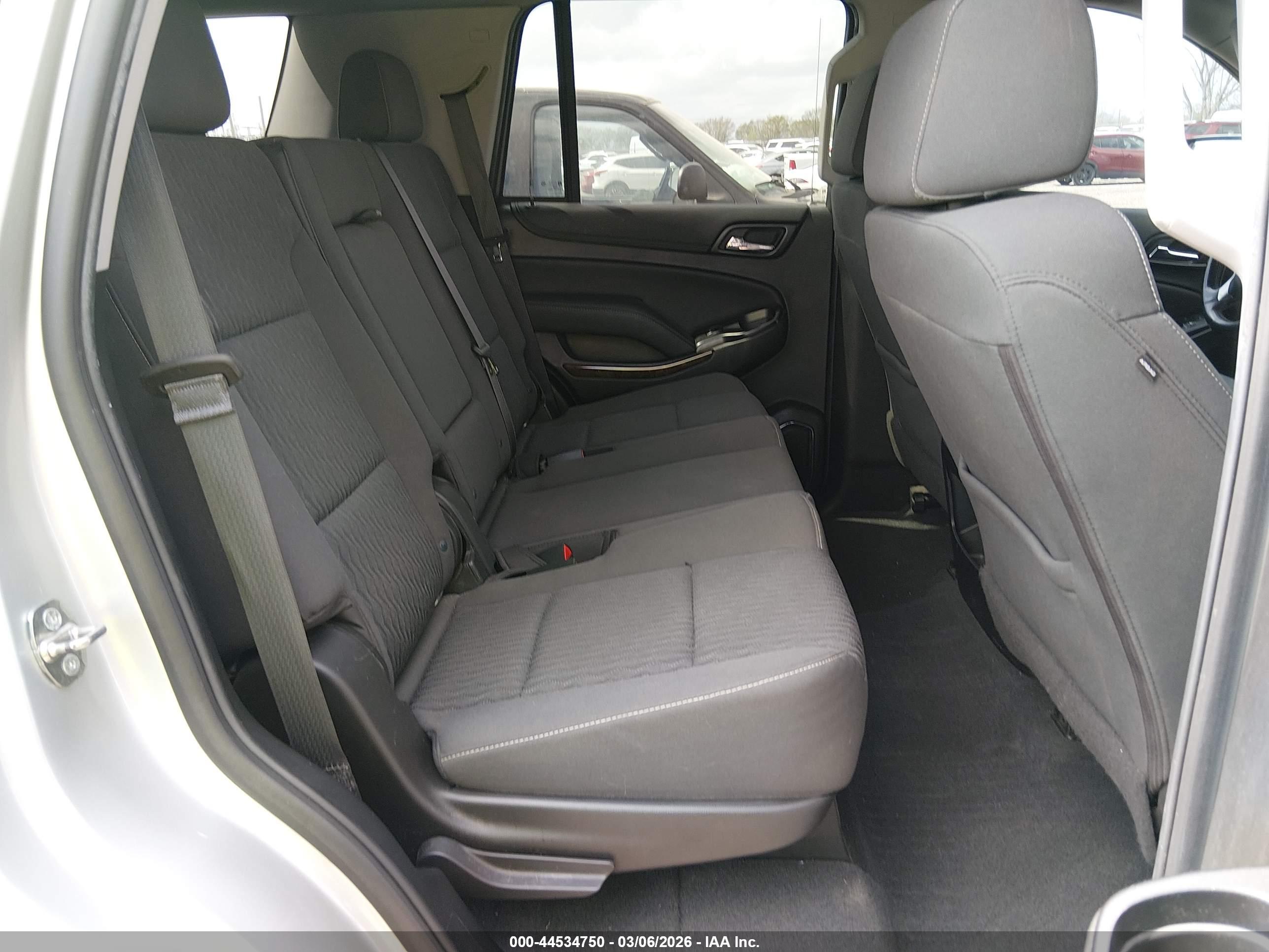 CHEVROLET TAHOE image 8