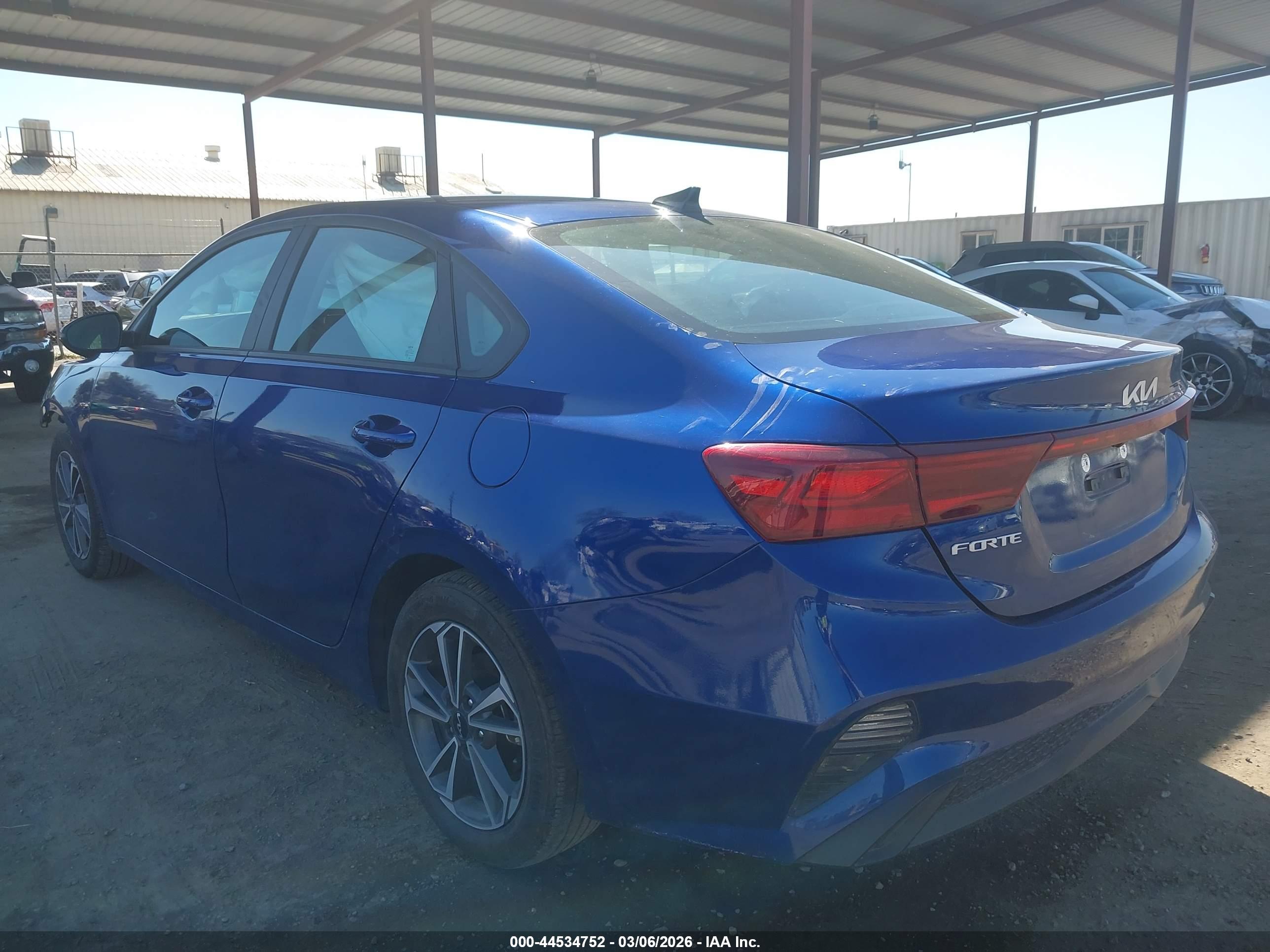 KIA FORTE image 3